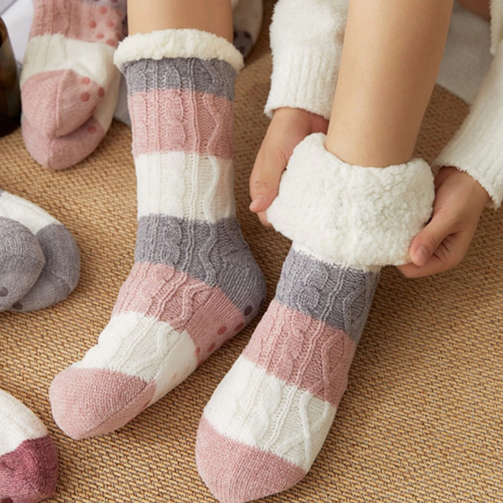 Prrr-recious Cozy Moments™ Sherpa Lined Socks