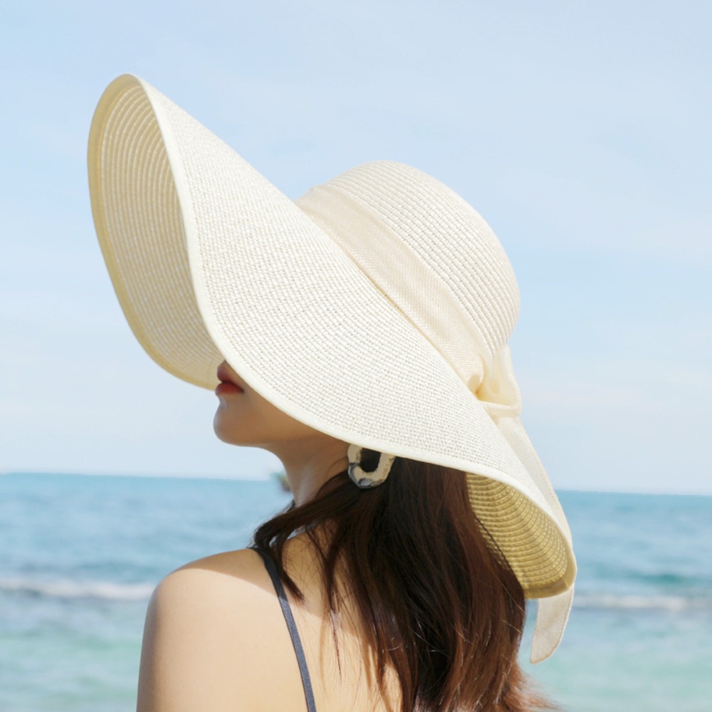 Oversize Straw Beach Hat with Big Brim and Bow Design for Summer Vacation and Sun Protection