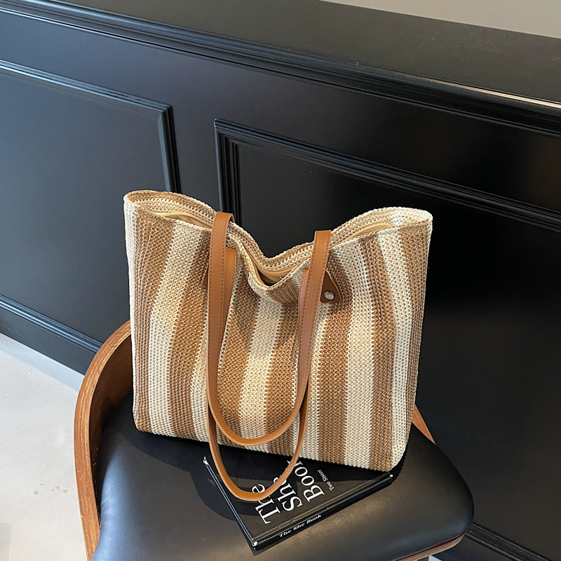 Classic Striped Retro Straw Woven Handbag