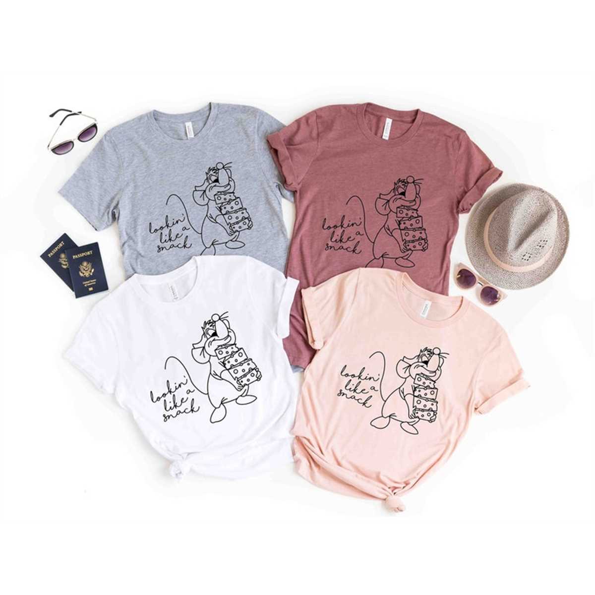 T-shirt Unisexe 'Looking Like A Snack Gus' - Marque Gildan - Coton - Taille S à XXL Selon Modèle