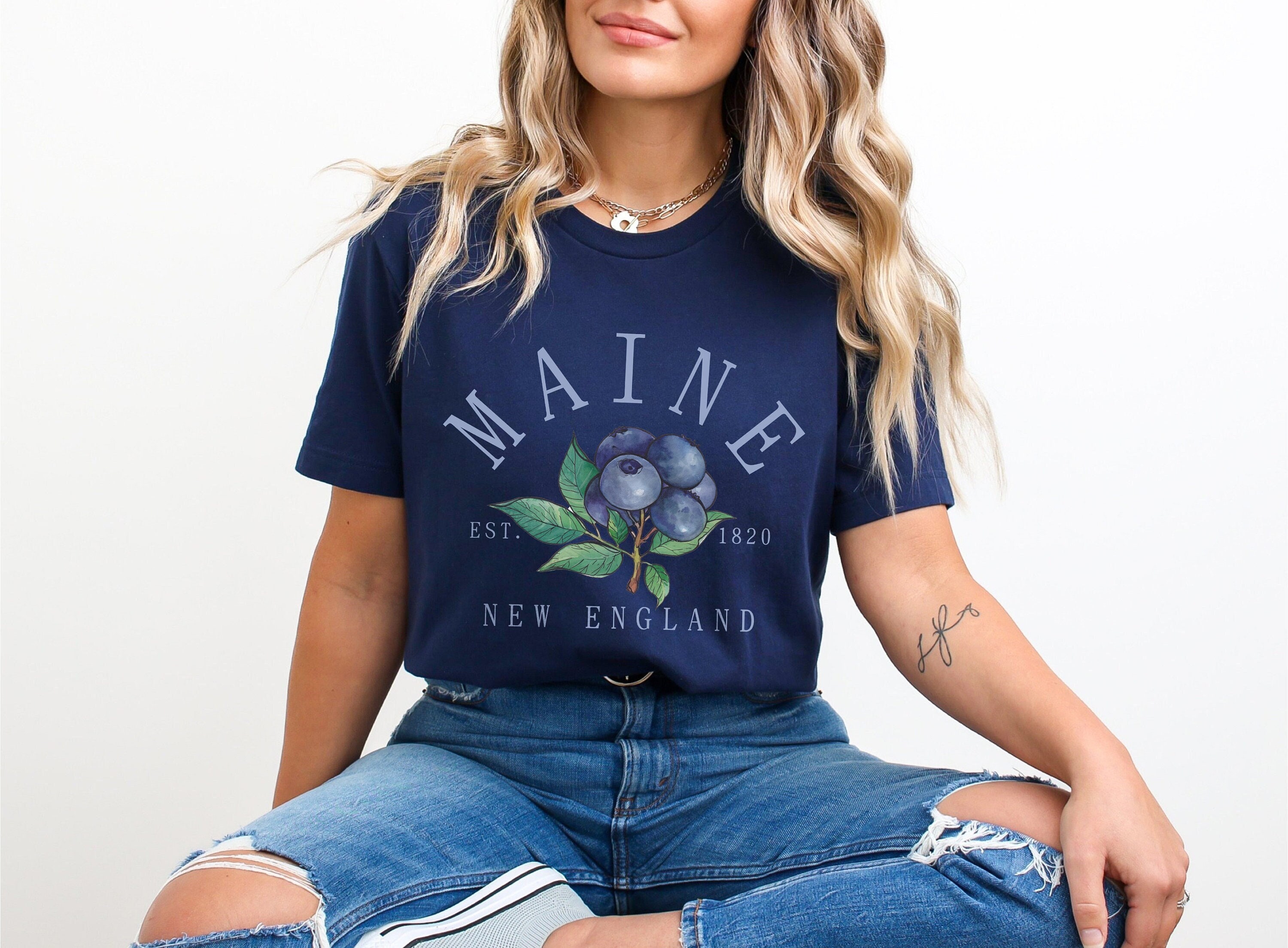 Vintage Maine 🌺 off the shoulder tee
