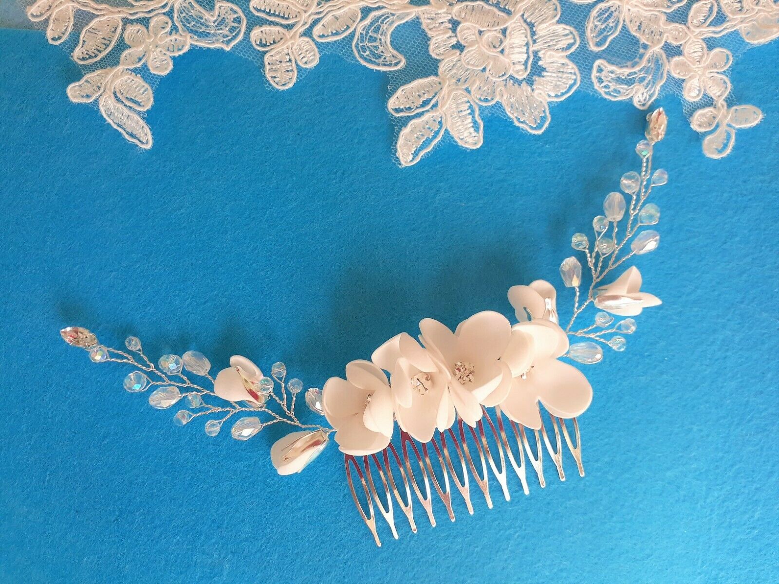 White bridal headpiece, Wedding hair comb, Crystal white floral hair vine