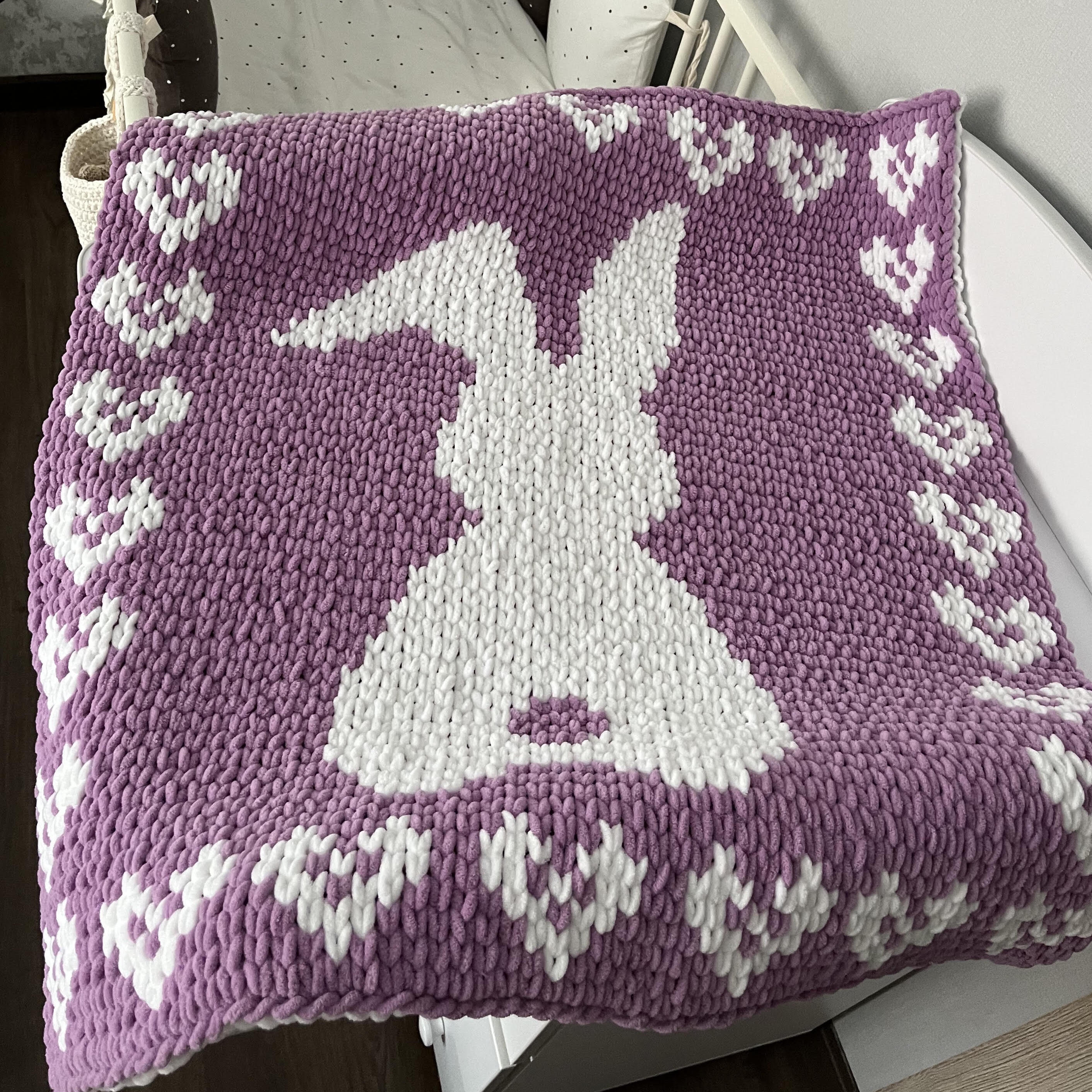 Loop yarn Bunny baby blanket graph pattern PDF | Inspire Uplift