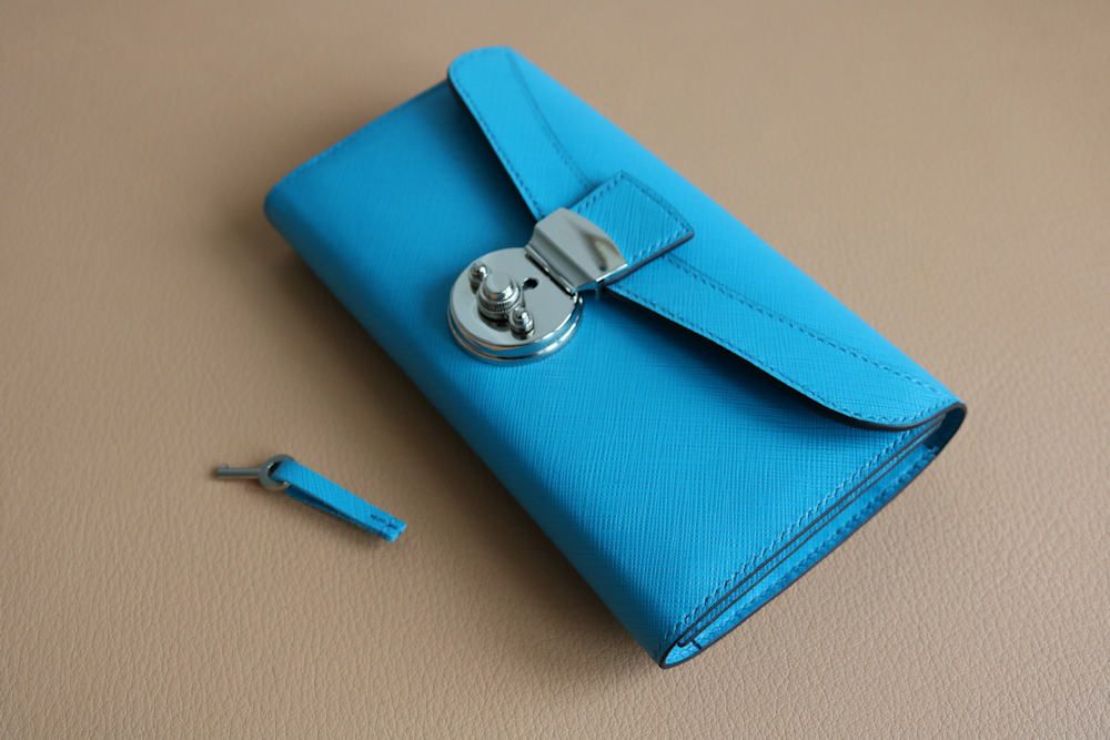 Leather walletclutch women. Handmade. Inspire Uplift