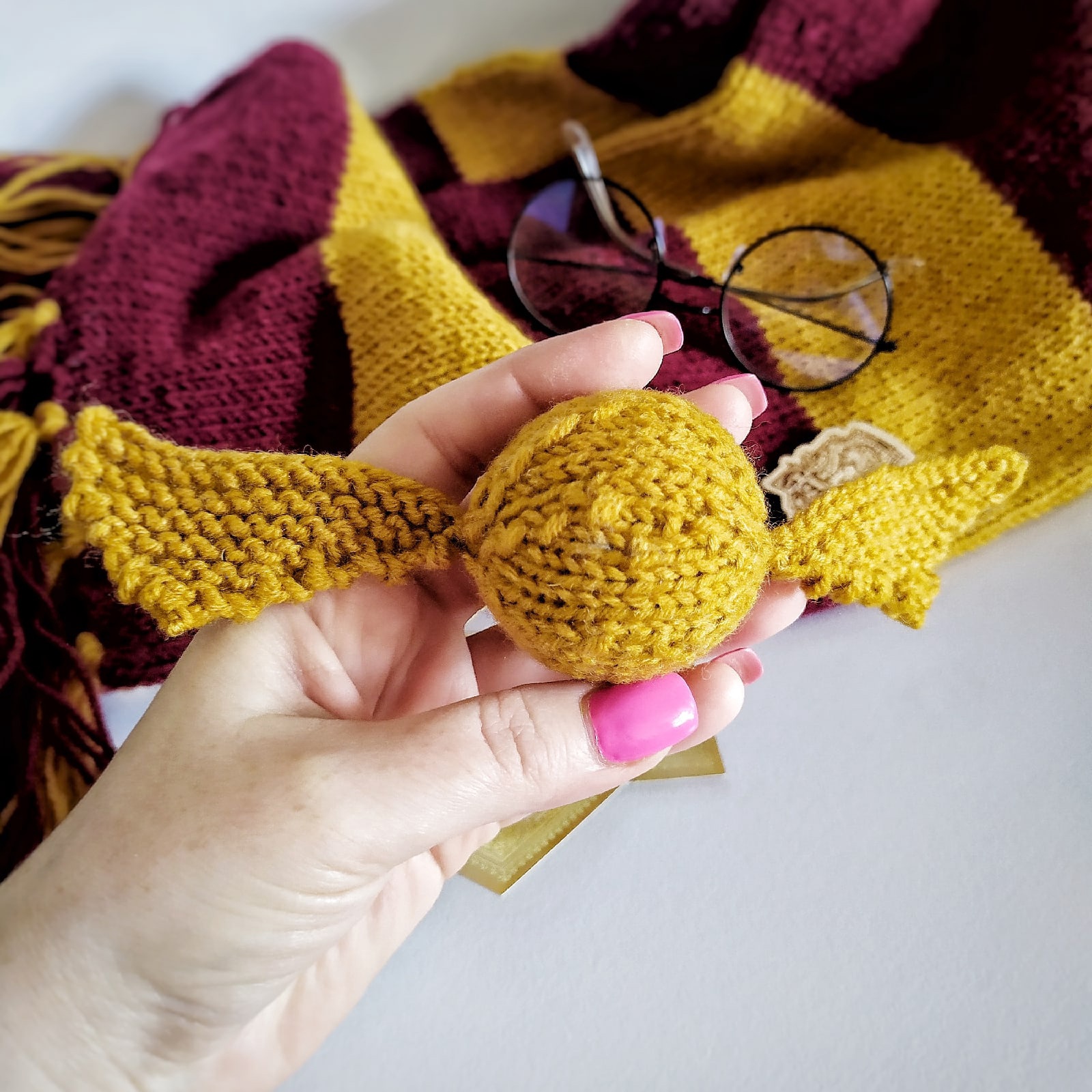 Knitted Golden Snitch