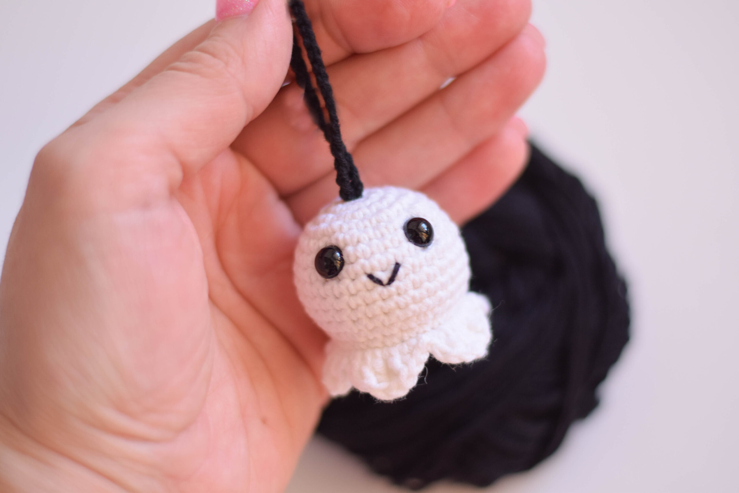 ghost car accessory for woman, halloween scream ghost hangin Inspire