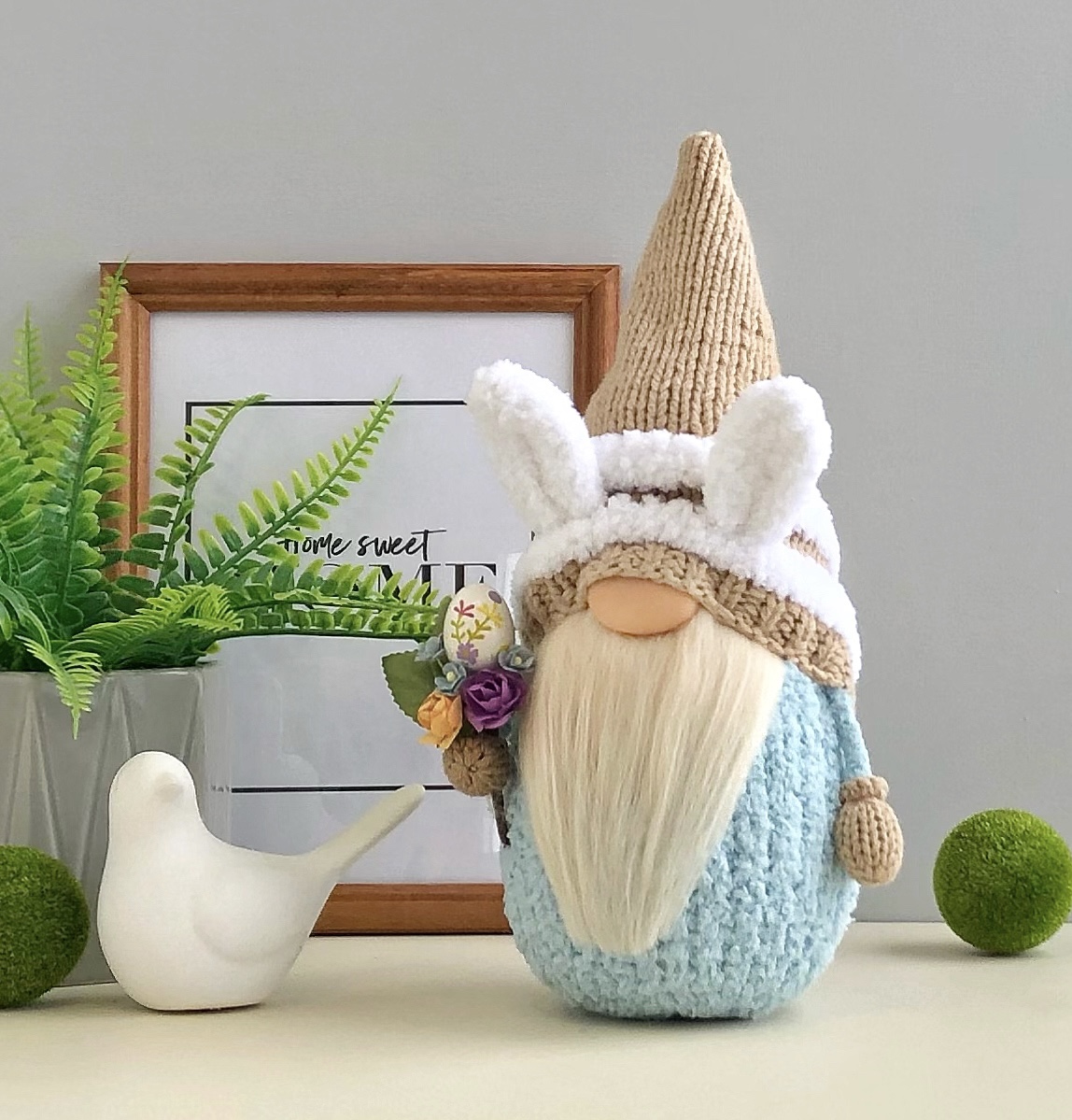 Easer bunny gnome, Easter decoration, Stuffed Gnome with ear | Inspire ...