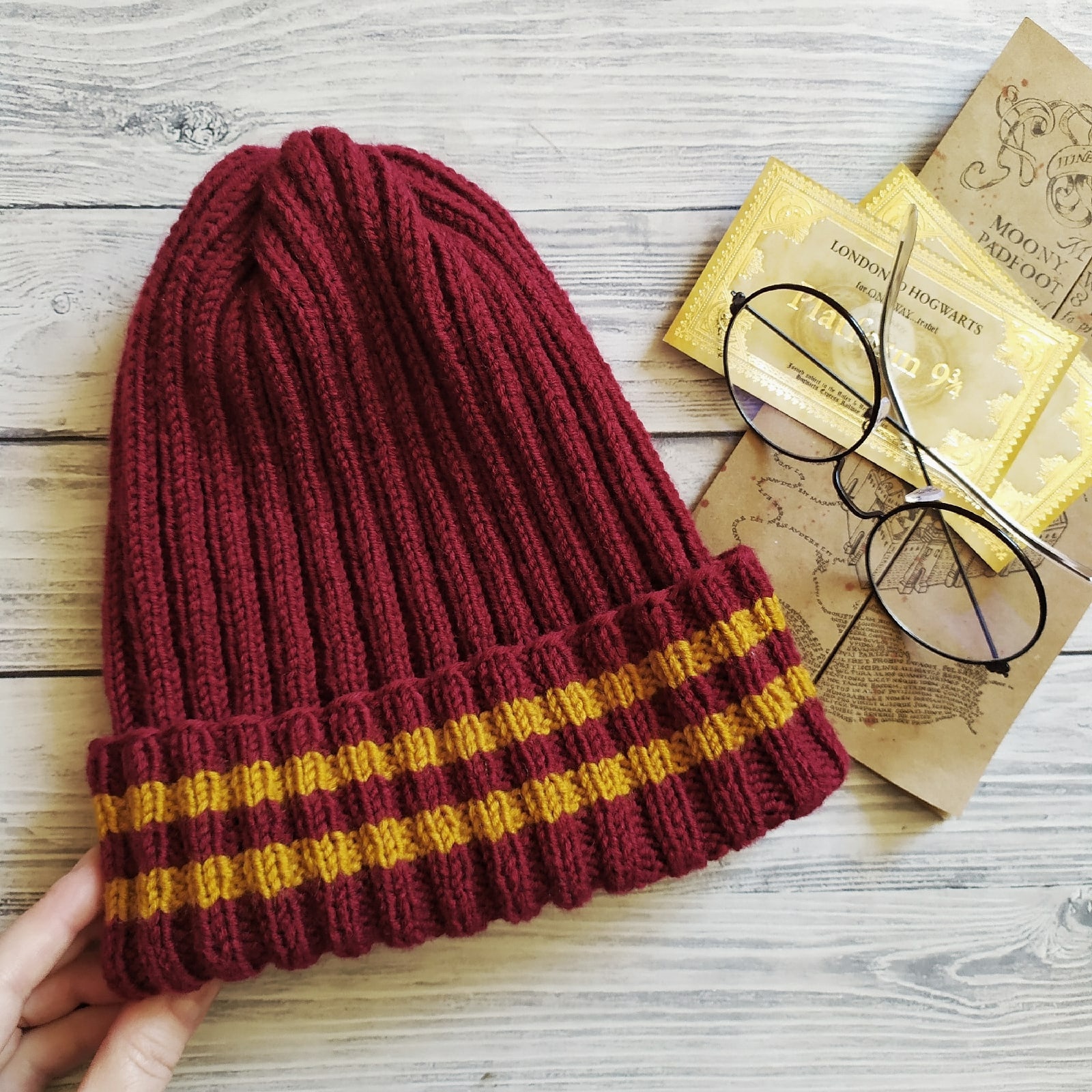 Griffindor ribbed handknit women hat Christmas gift for her Ribbed hat Griffindor hats Women hat Red hat