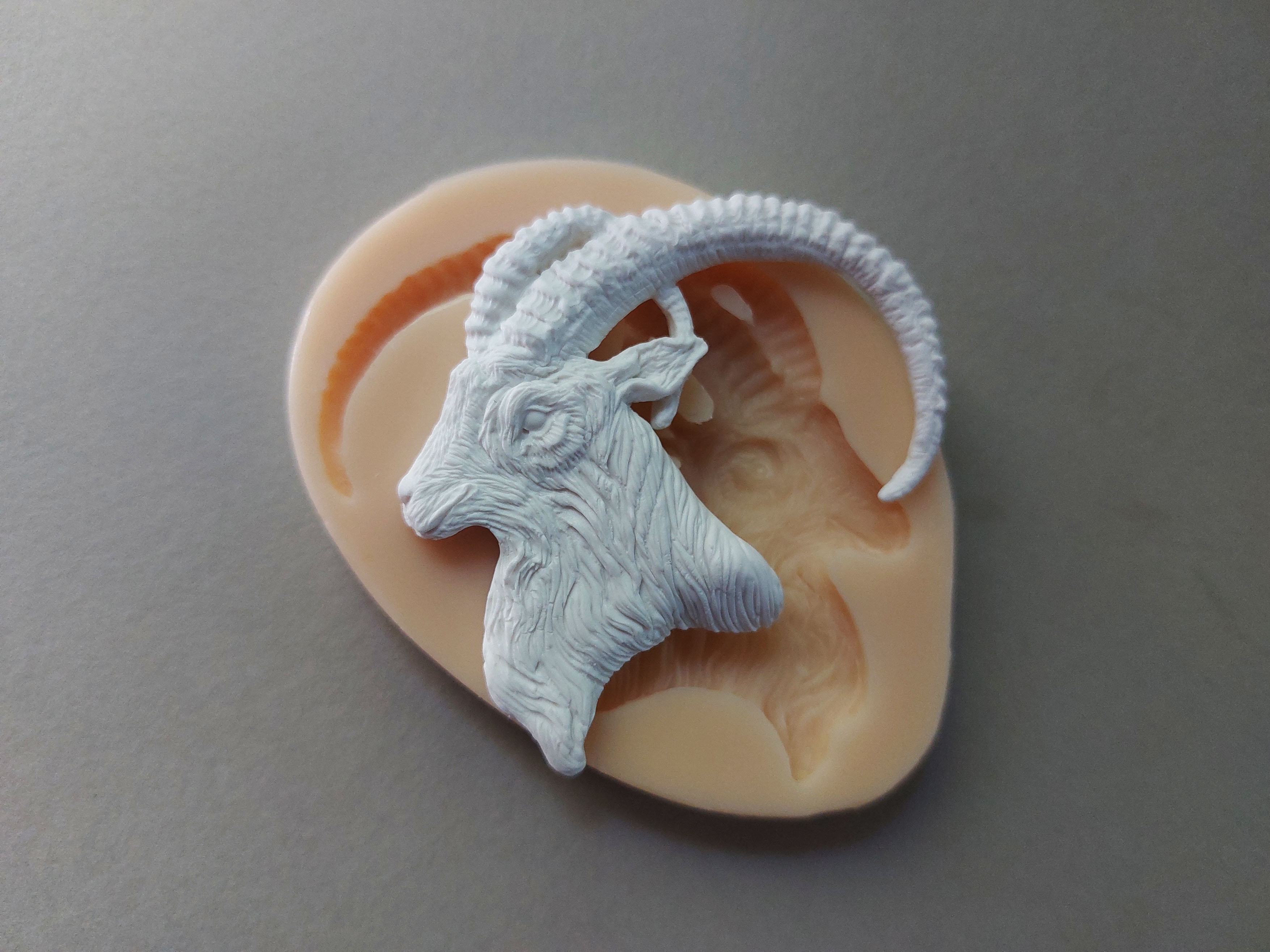 Mountain Goat Silicone Mold, DIY Mold, Epoxy Resin Mold, Pol Inspire