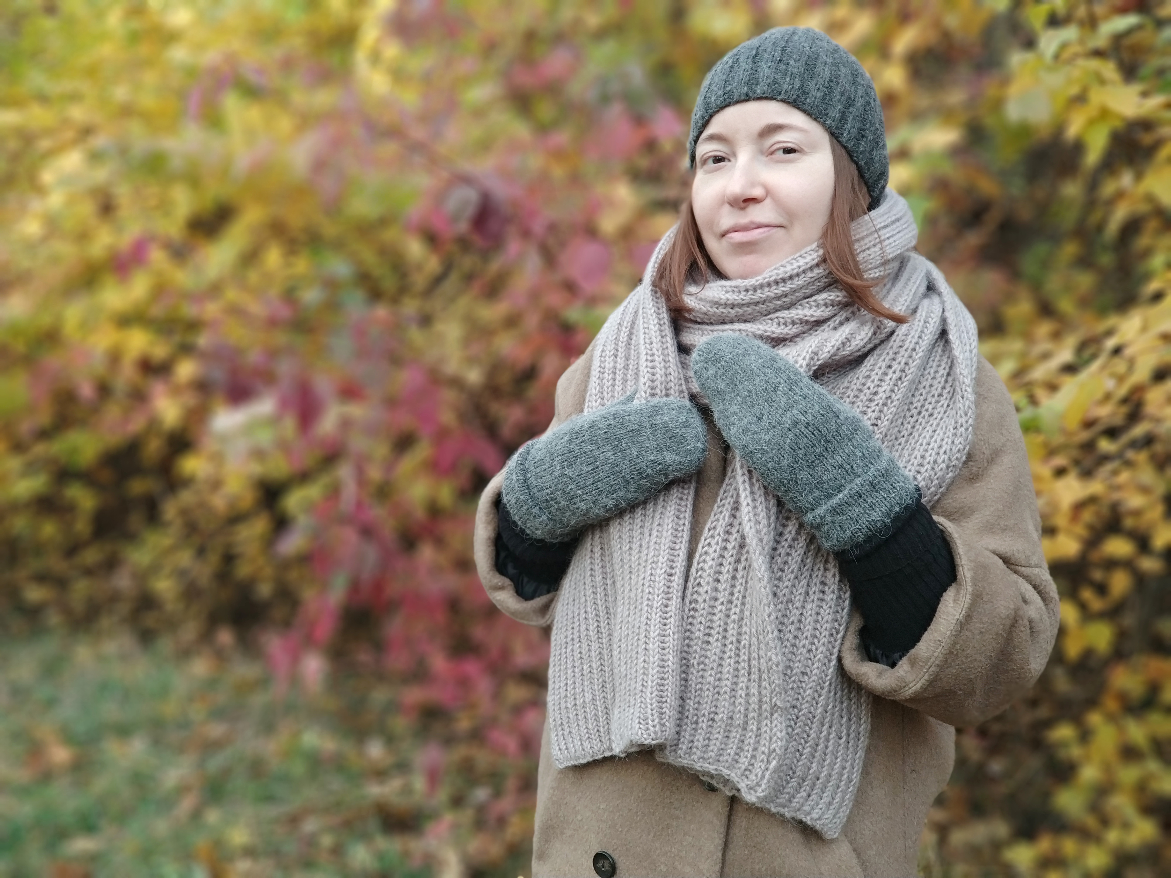 Double soft warm alpaca wool women handknitted mittens