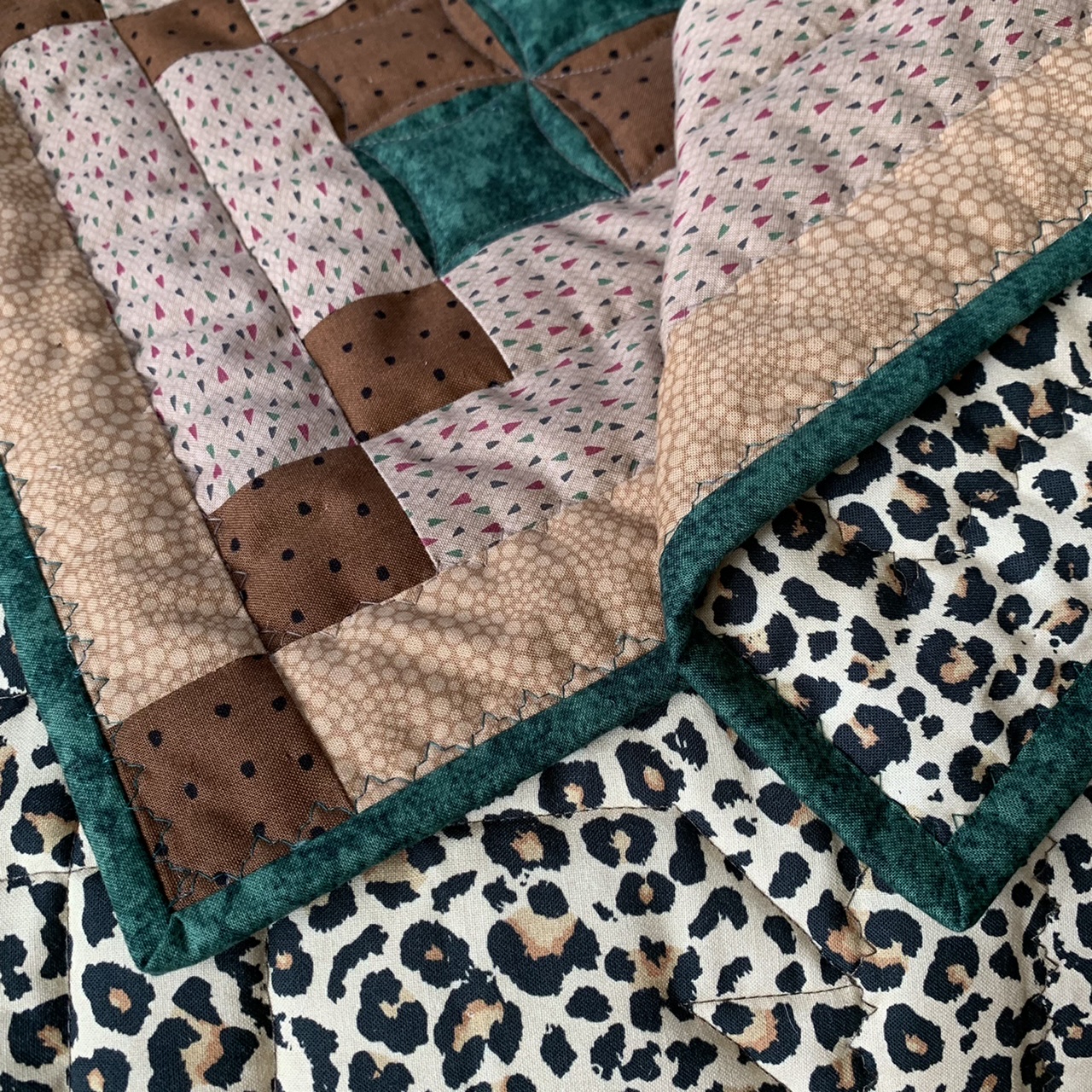 Sloth patchwork baby quilt, Unisex baby blanket, Gender neut Inspire