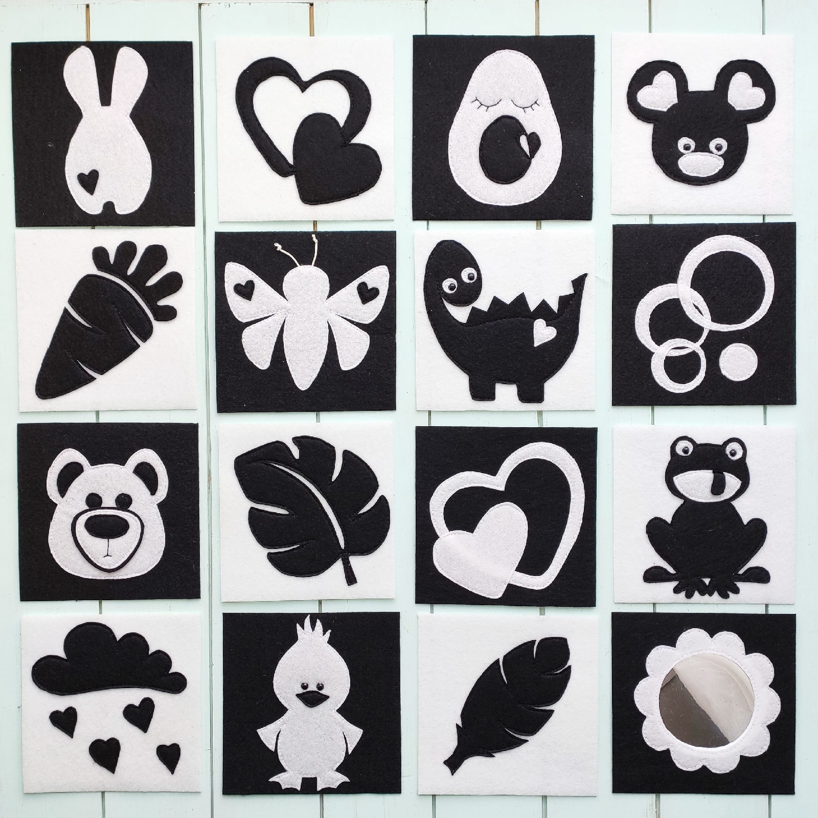 Black and white contrast cards for newborns Inspire Uplift