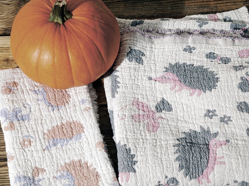 Set of two towels drawing hedgehogs linen towel Inspire Uplift