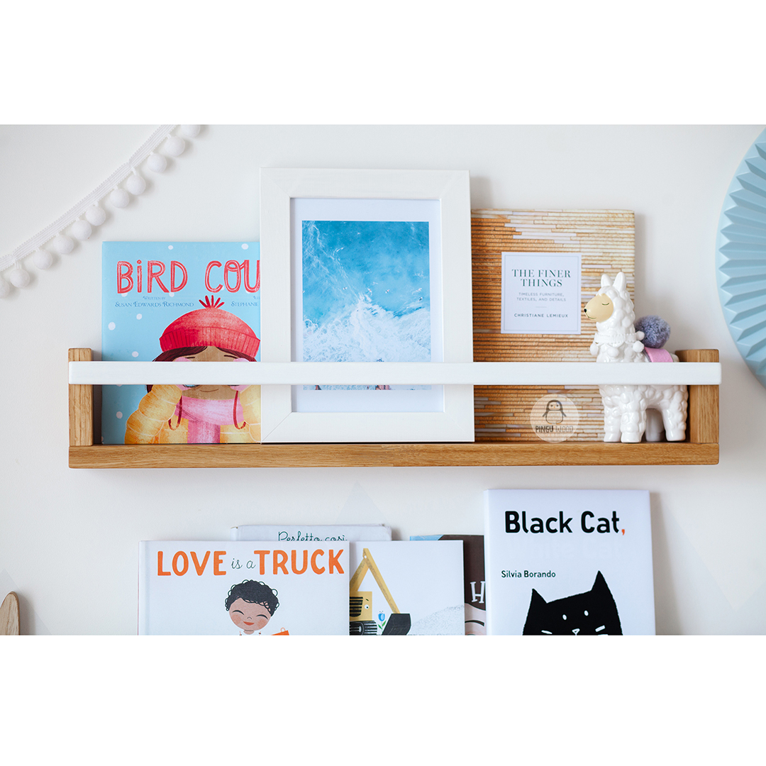 Set of 2 Floating Bookshelves for Nursery Made of Natural Wo Inspire