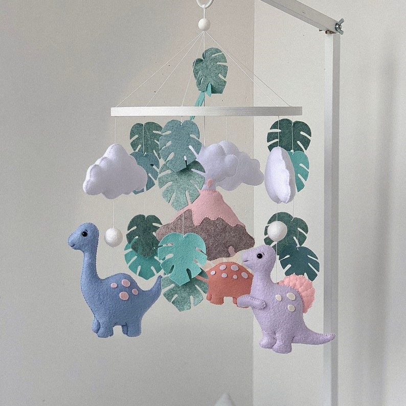 Dinosaur baby mobile, dino baby mobile, nursery decor dinosa Inspire
