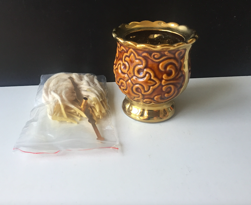 Brown Porcelain Standing Oil Lamp Ceramic Vigil Lamp Vin Inspire Uplift