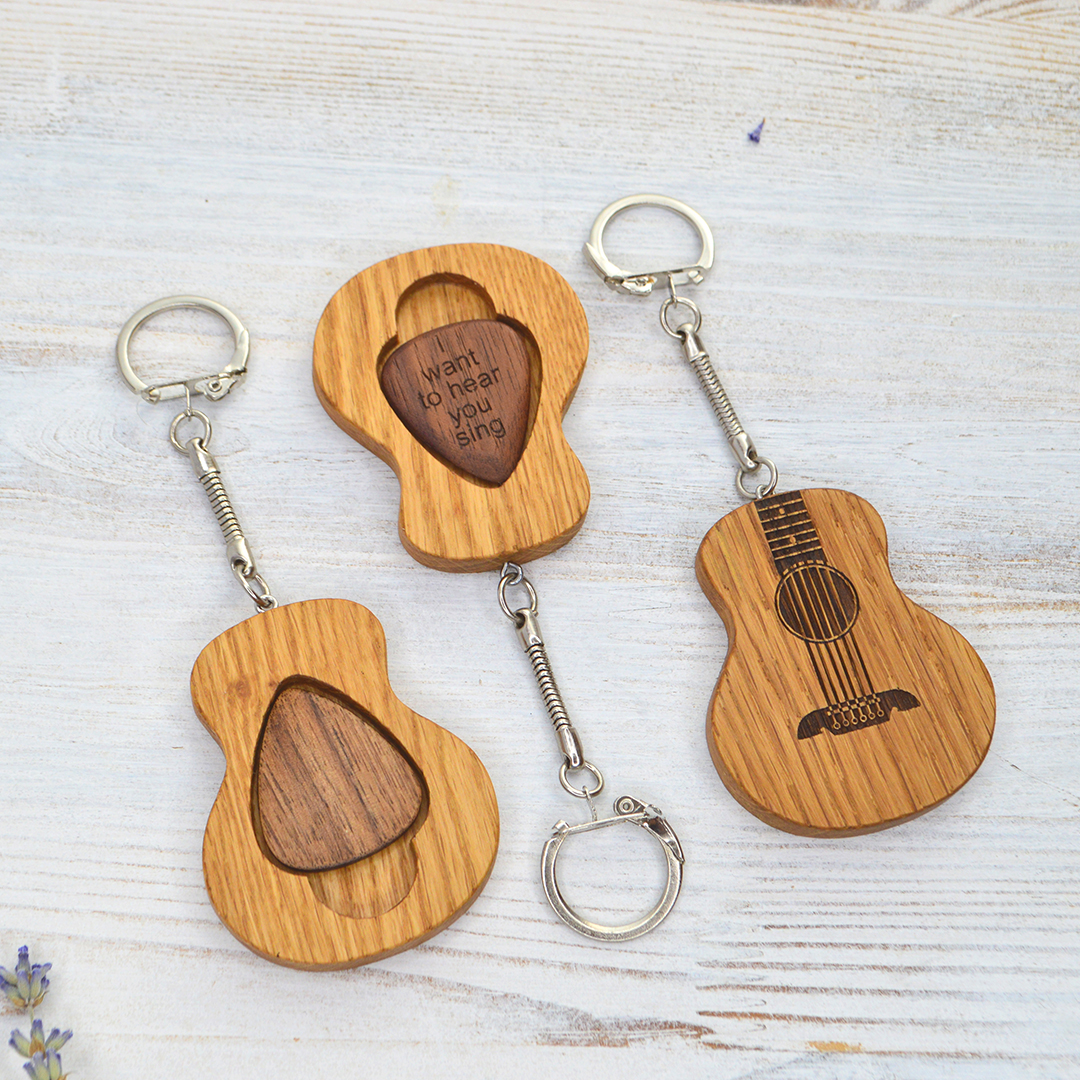 Keychain Guitar with Pick, Personalized Guitar Gift for Guit Inspire