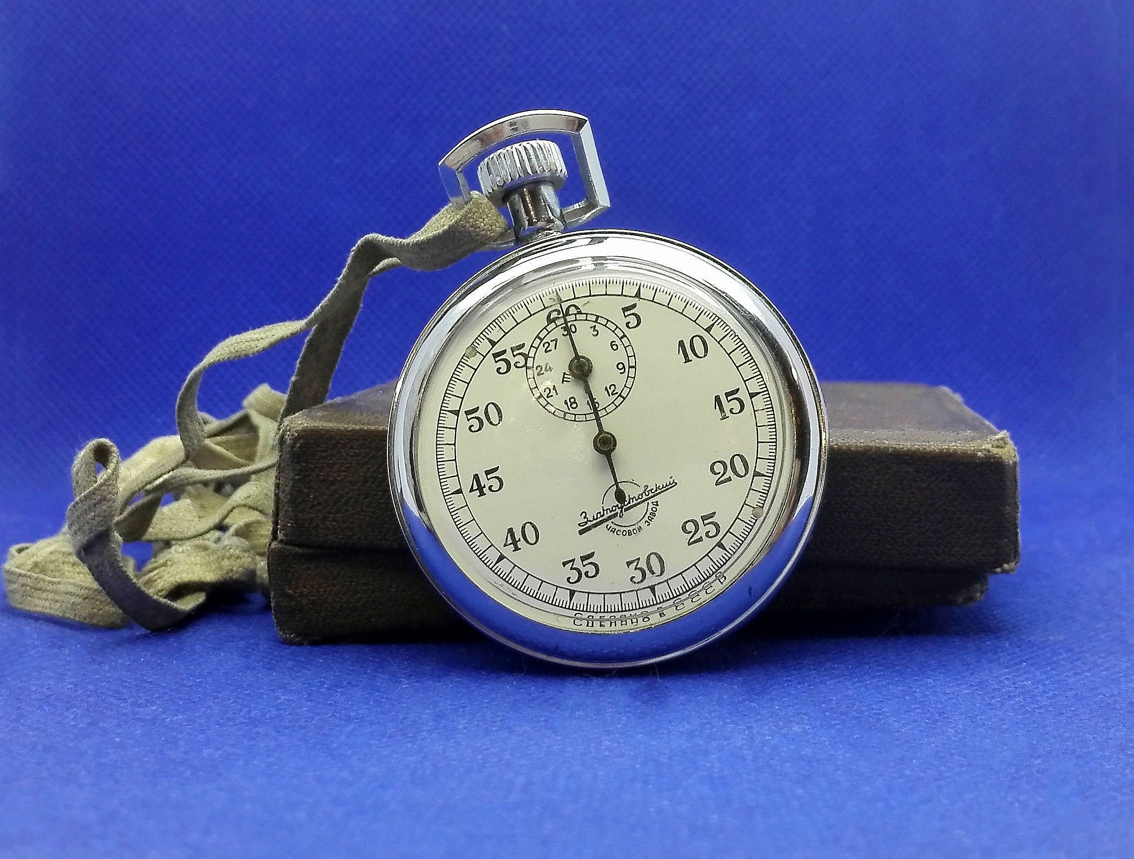 Vintage Soviet Stopwatch in box. Button Mechanical Stopwatch Inspire