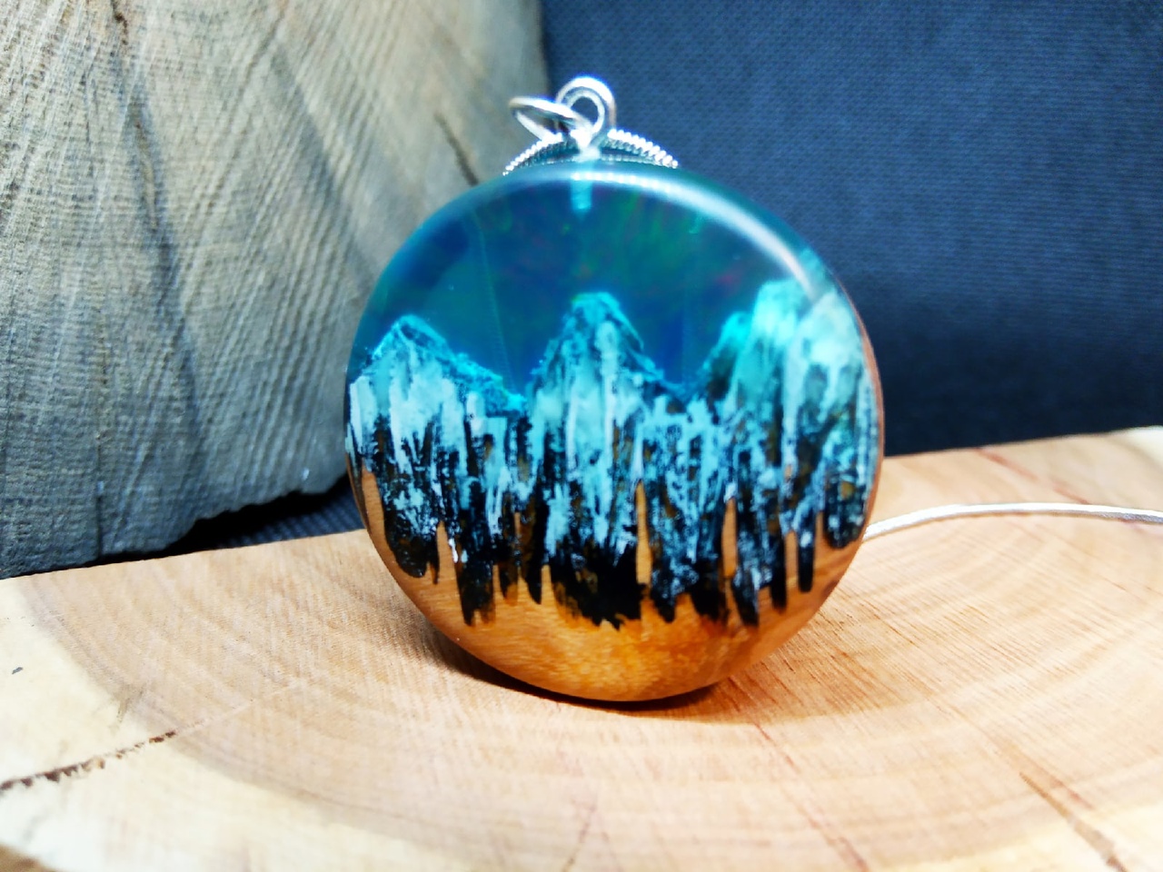 Northern lights resin pendant Clearance