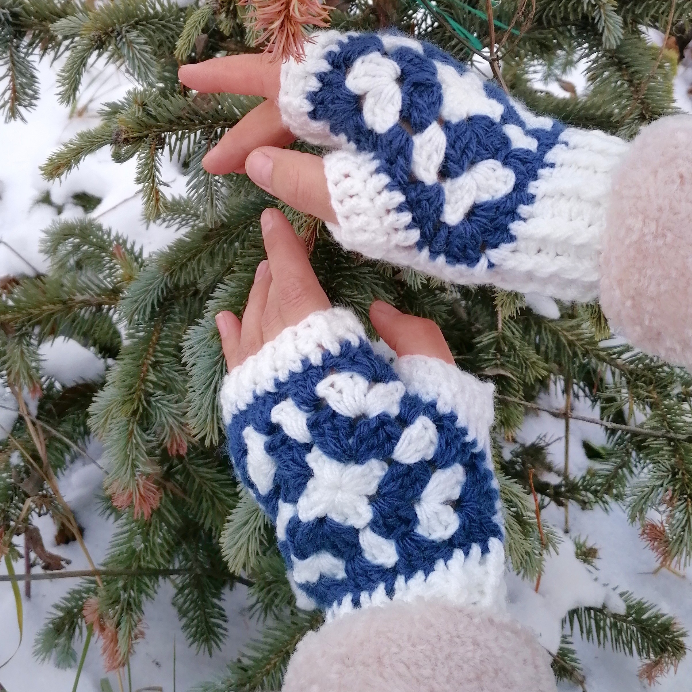 Cottagecore fingerless gloves granny square, white fingerles Inspire Uplift