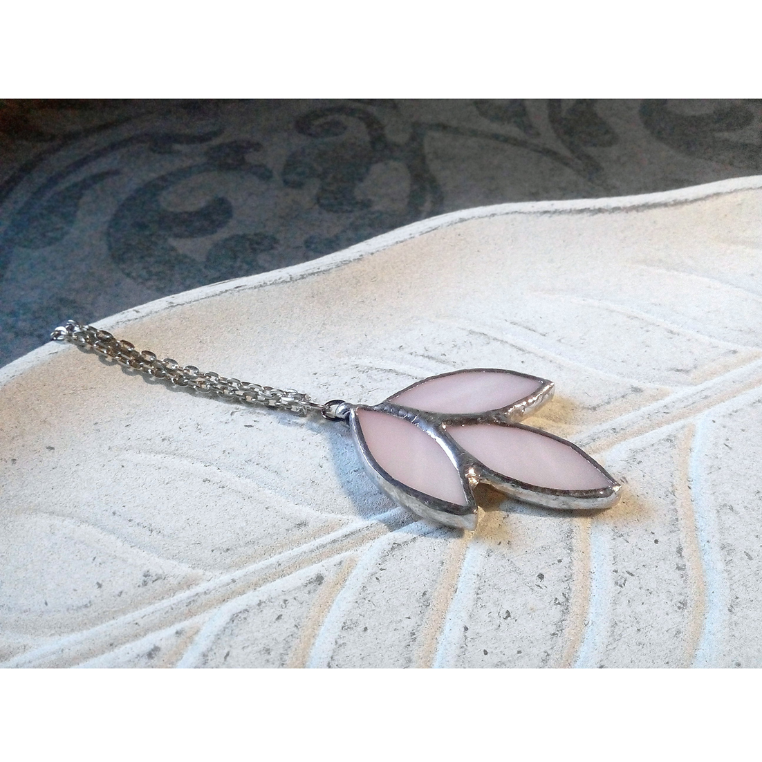 Glass spike necklace. Stained glass necklace. Leaves, leaf, Inspire