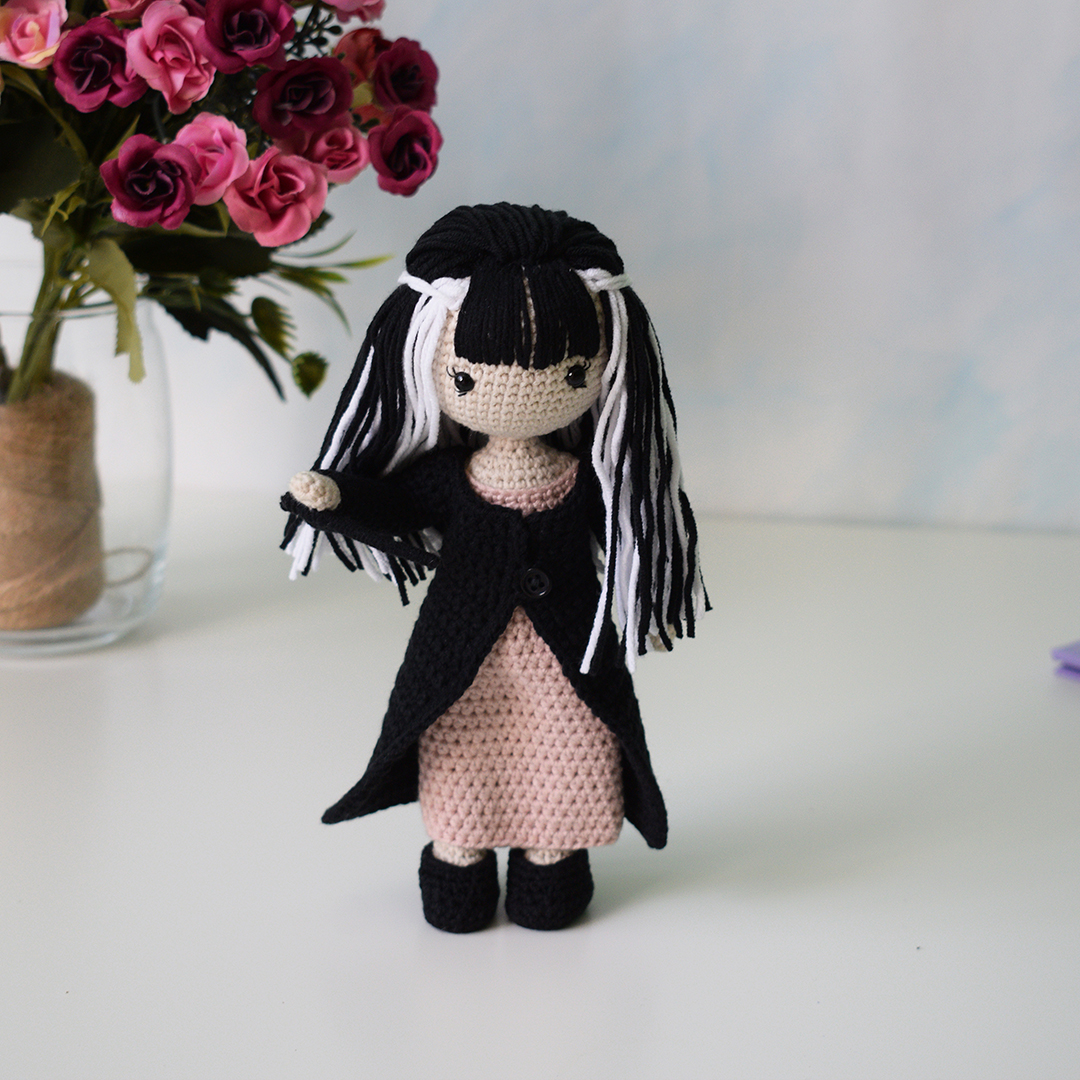malfoynarcissainteriordoll.jpg