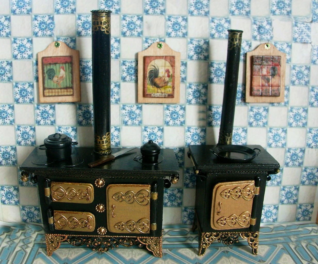 Dollhouse oven. Plate.112 scale. Inspire Uplift