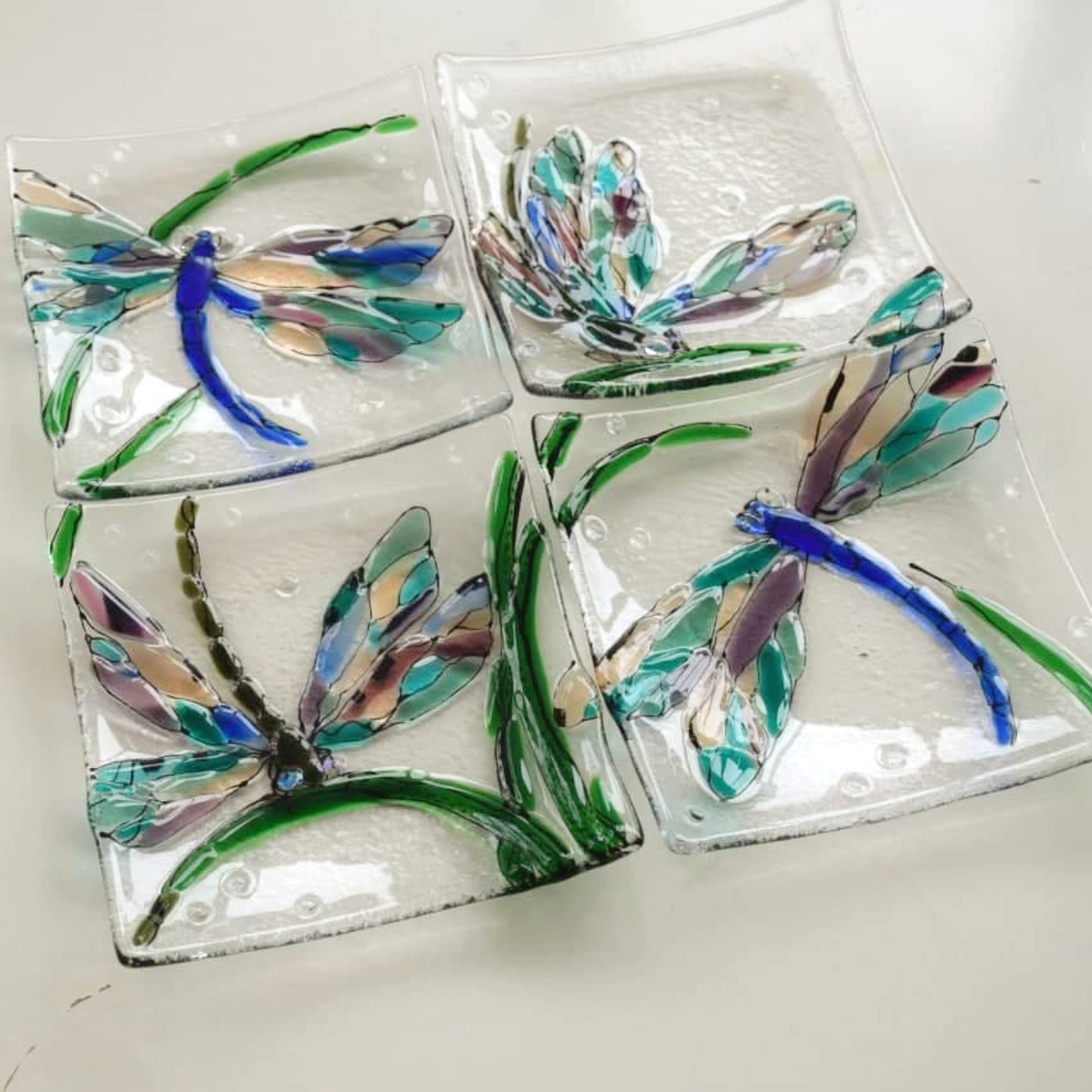 Set of 4 small decorative plates with dragonfly Fused dess Inspire