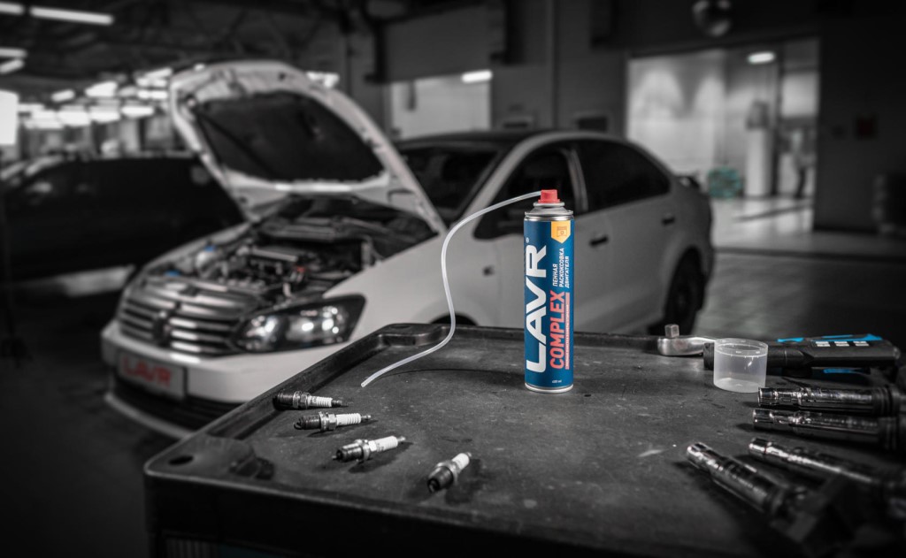 Foam decoking engine LAVR Complex cleans the piston, combust - Inspire ...