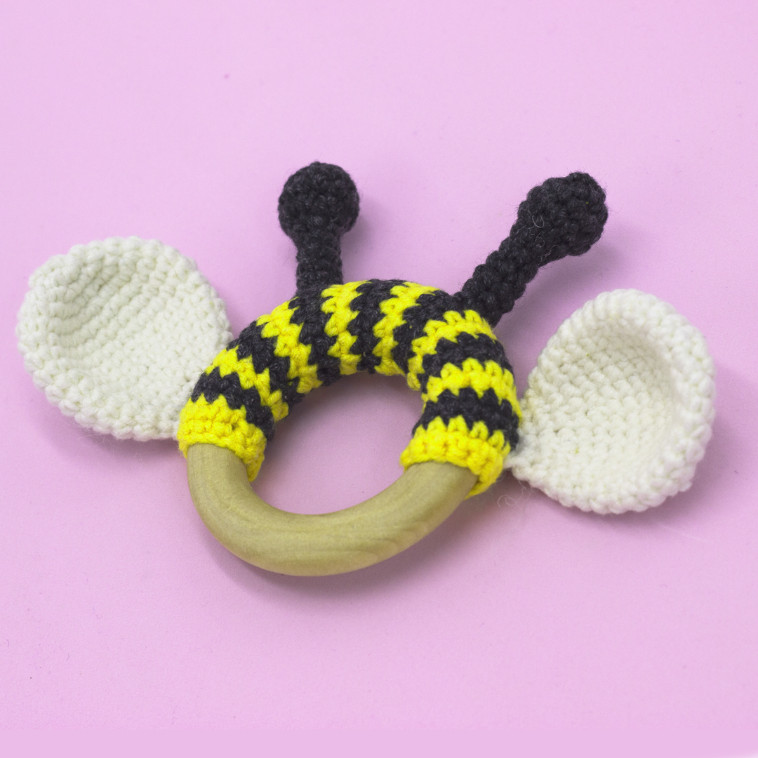 Baby rattle honey bee, bee teething toy, bumble bee sensory Inspire