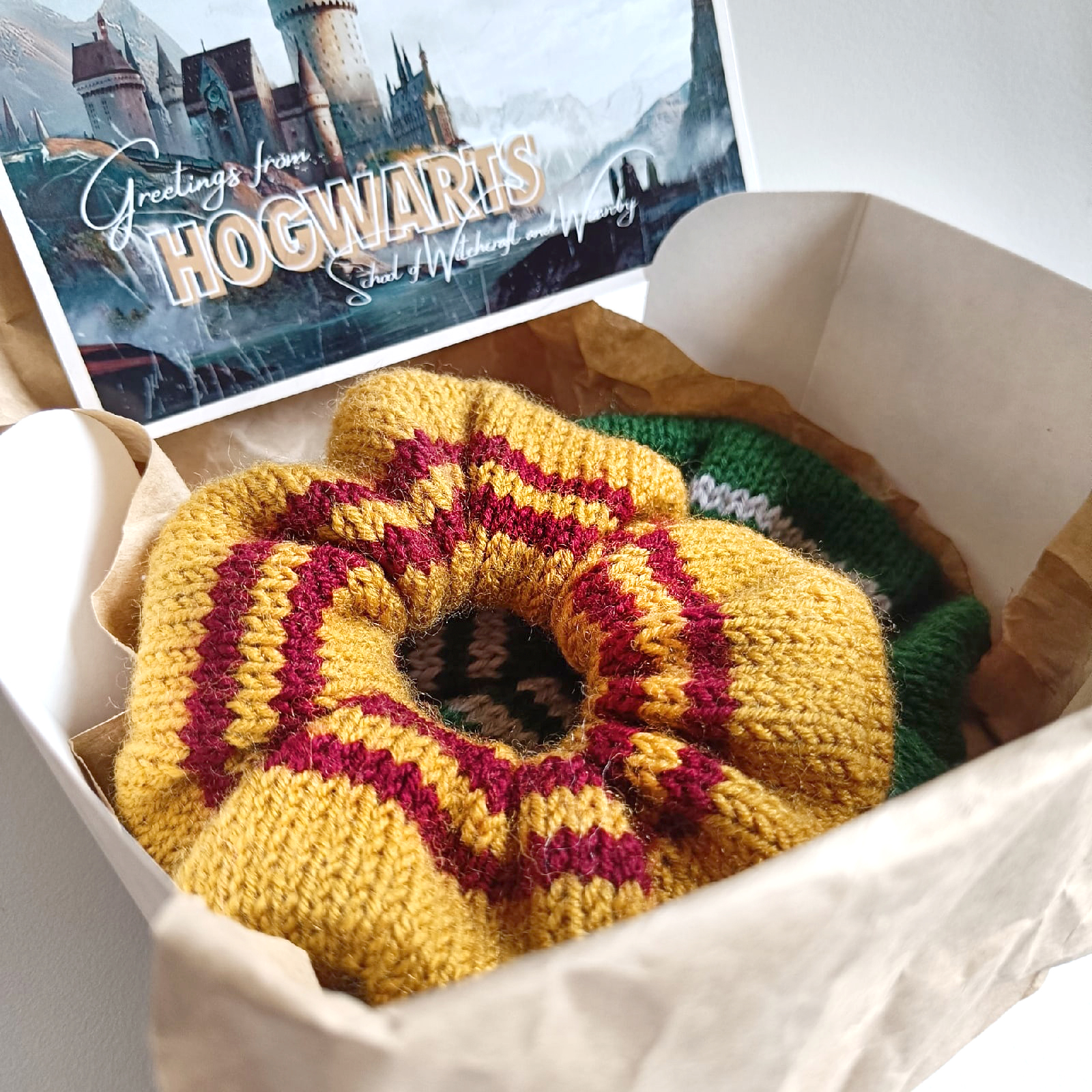 Set of 2: Griffindor Hand knit women scrunchies and Slytherin Hand knit women scrunchie