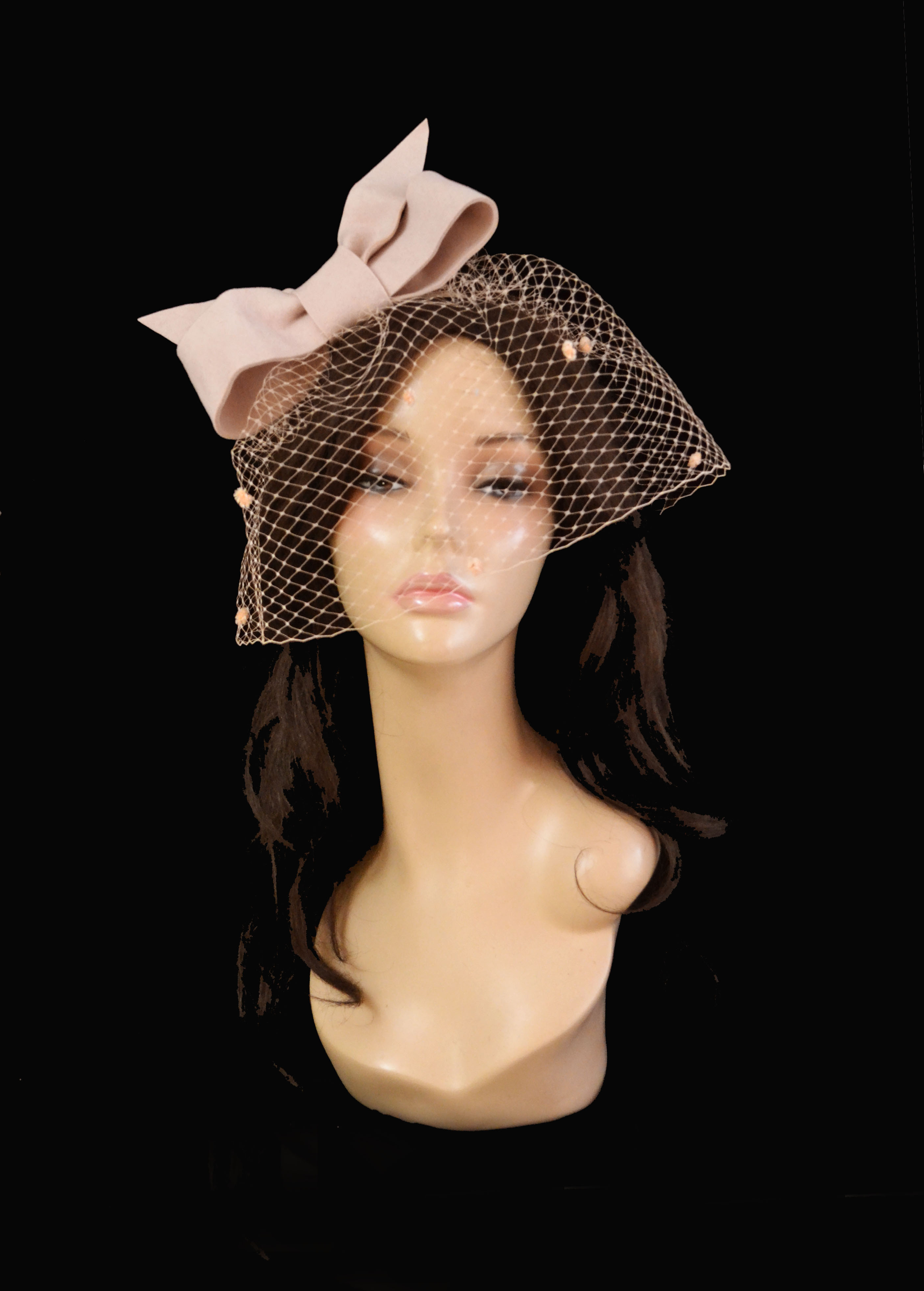 cream fascinator , birdcage fascinator ,cream bow fascinator Inspire