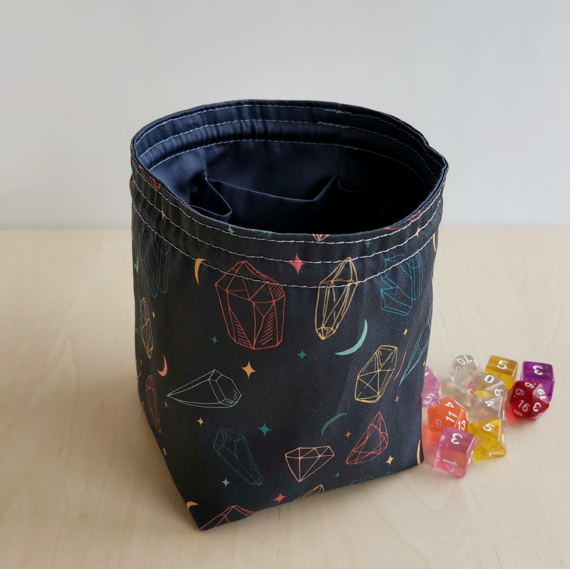 Large dice bag with pockets for 150200 dice Crystals Inspire Uplift