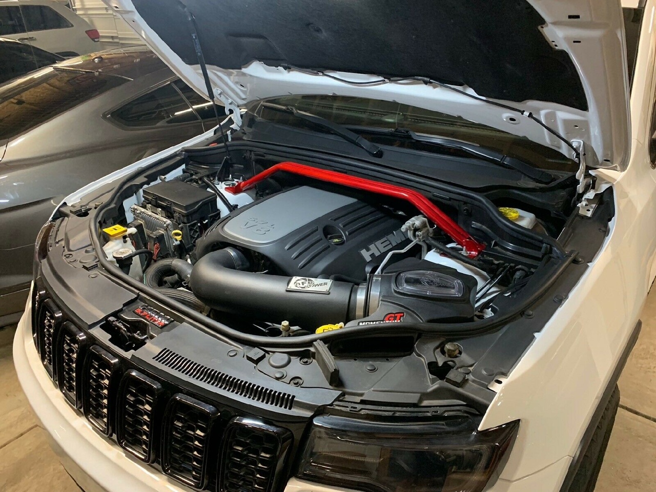 Front Strut Tower Bar Brace for Jeep Grand Cherokee wk2 Inspire Uplift