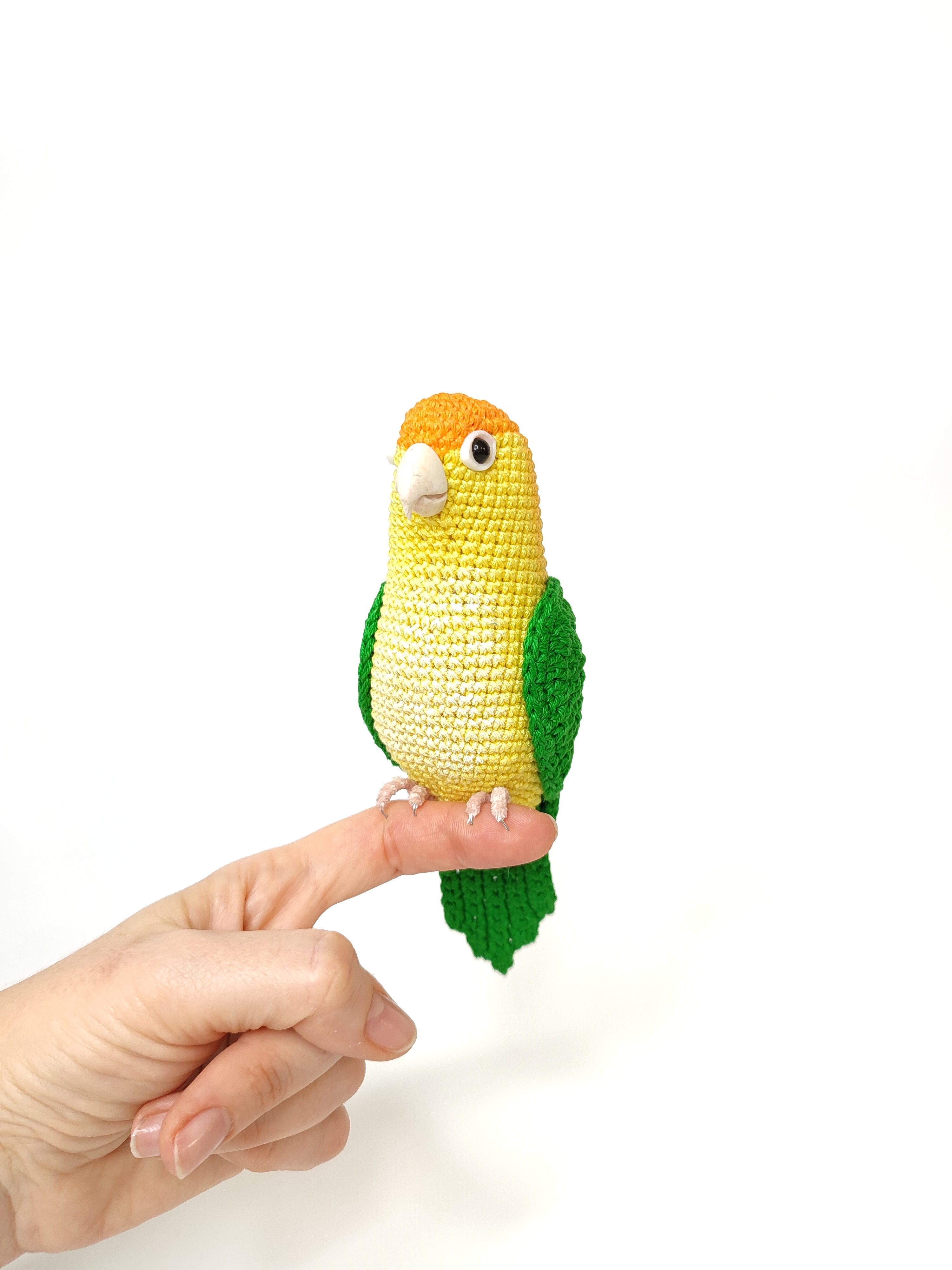 Caique parrot crochet bird with jute stand Inspire Uplift