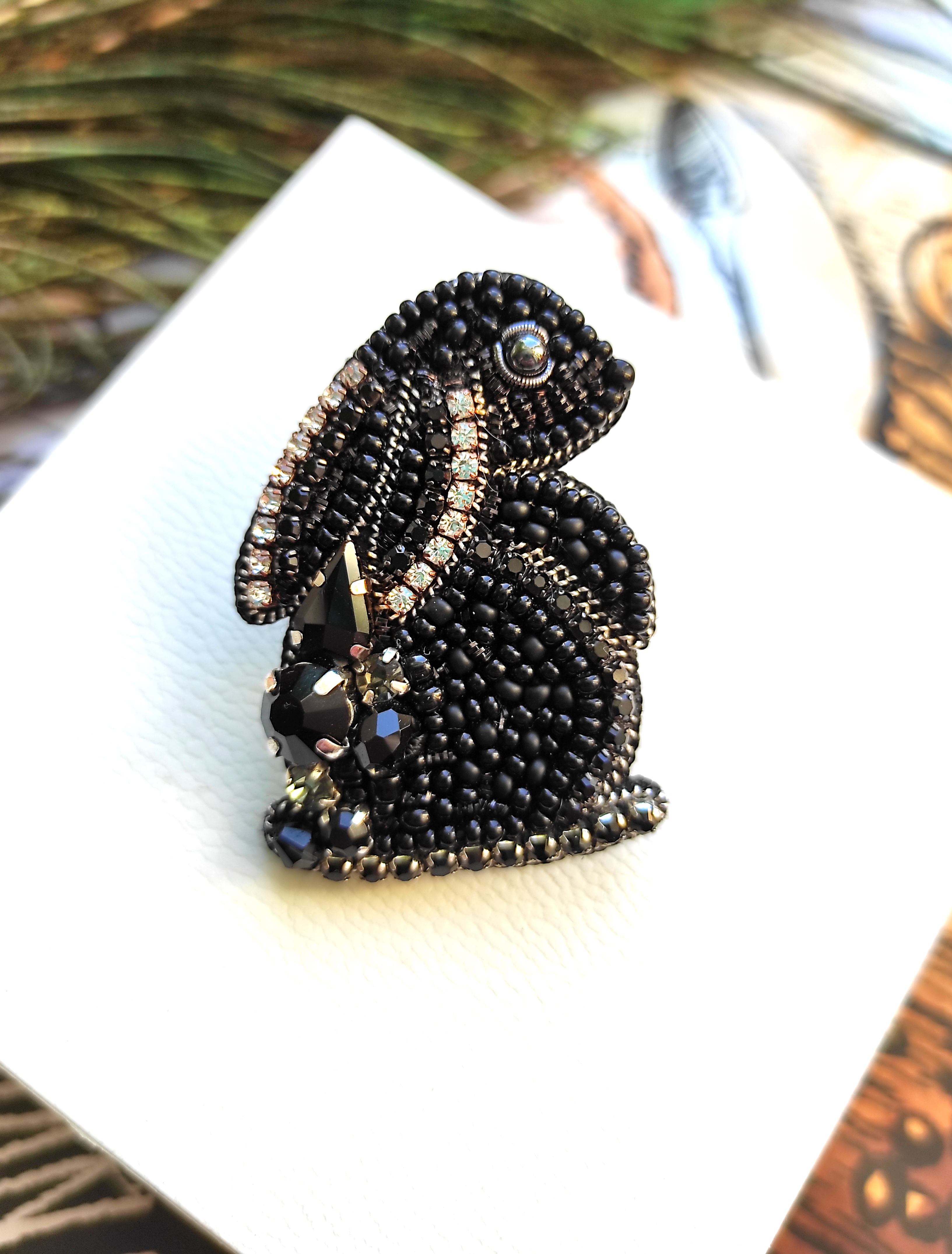 Beaded rabbit brooch, rabbit, brooch pin, beaded brooch, new | Inspire ...