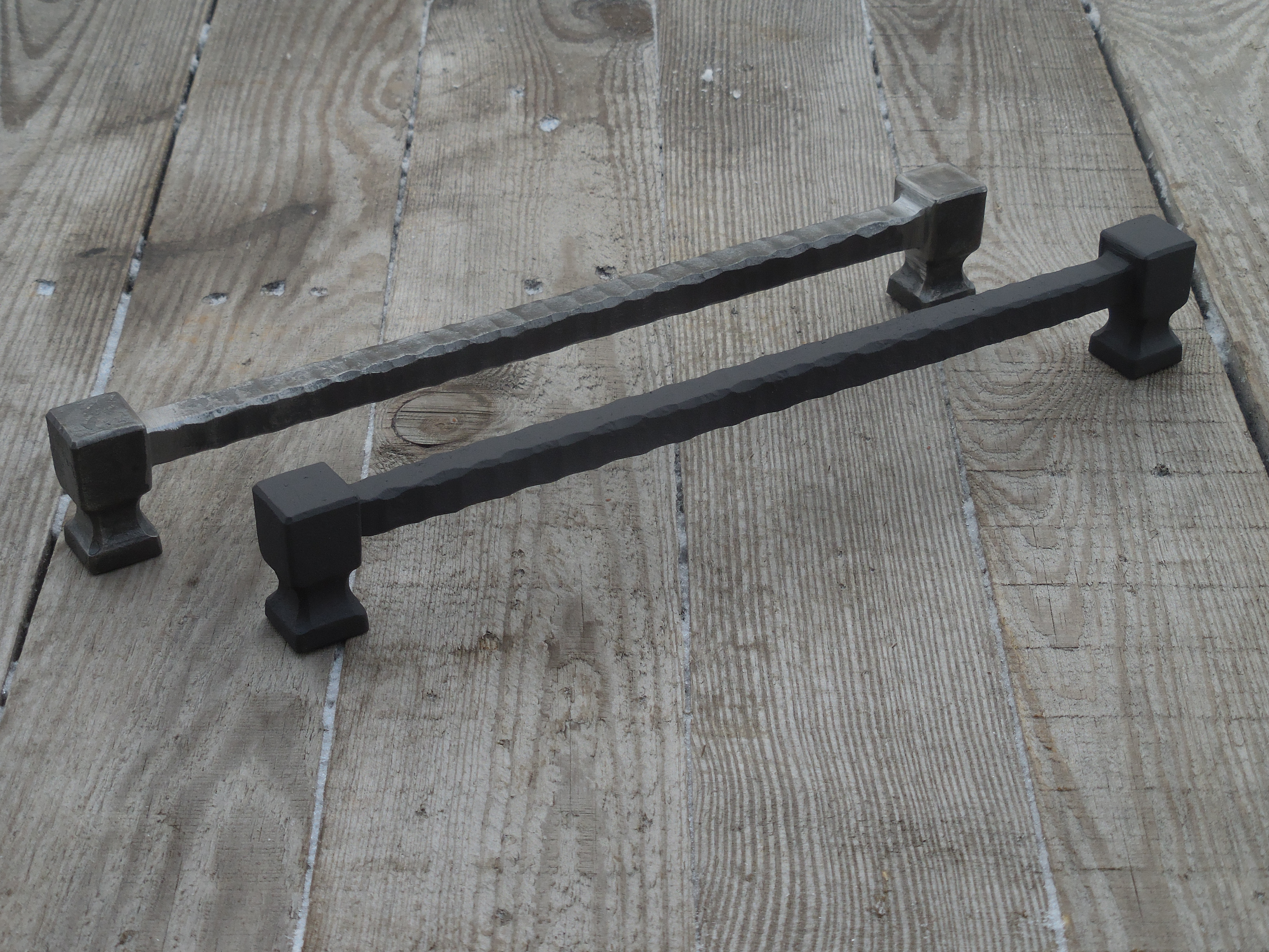256 mm hand forged drawer pull (type 4), 10 1/16'' pull hand | Inspire ...