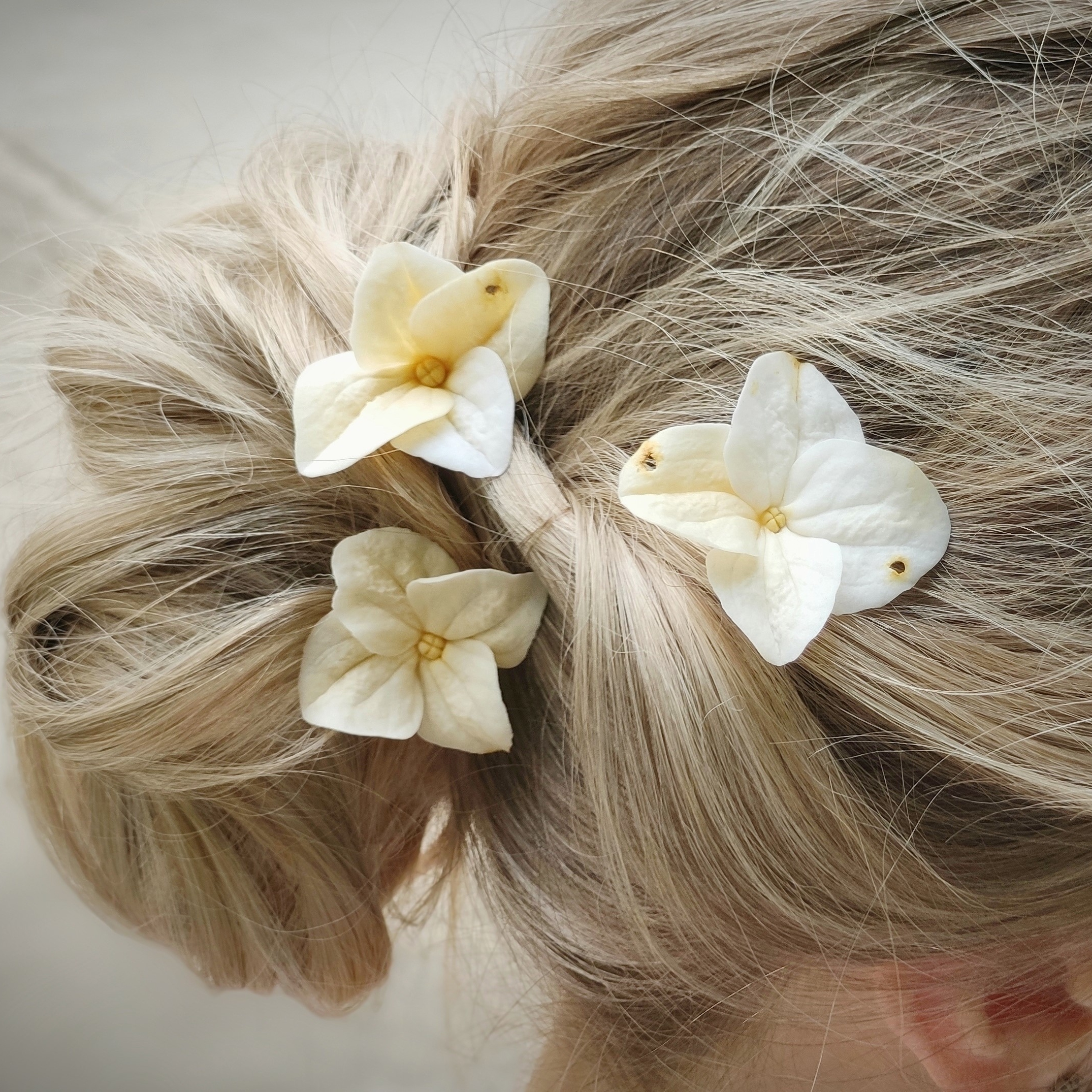 Set of 3 Ivory flower hair pins for wedding | Bridal floral | Inspire ...