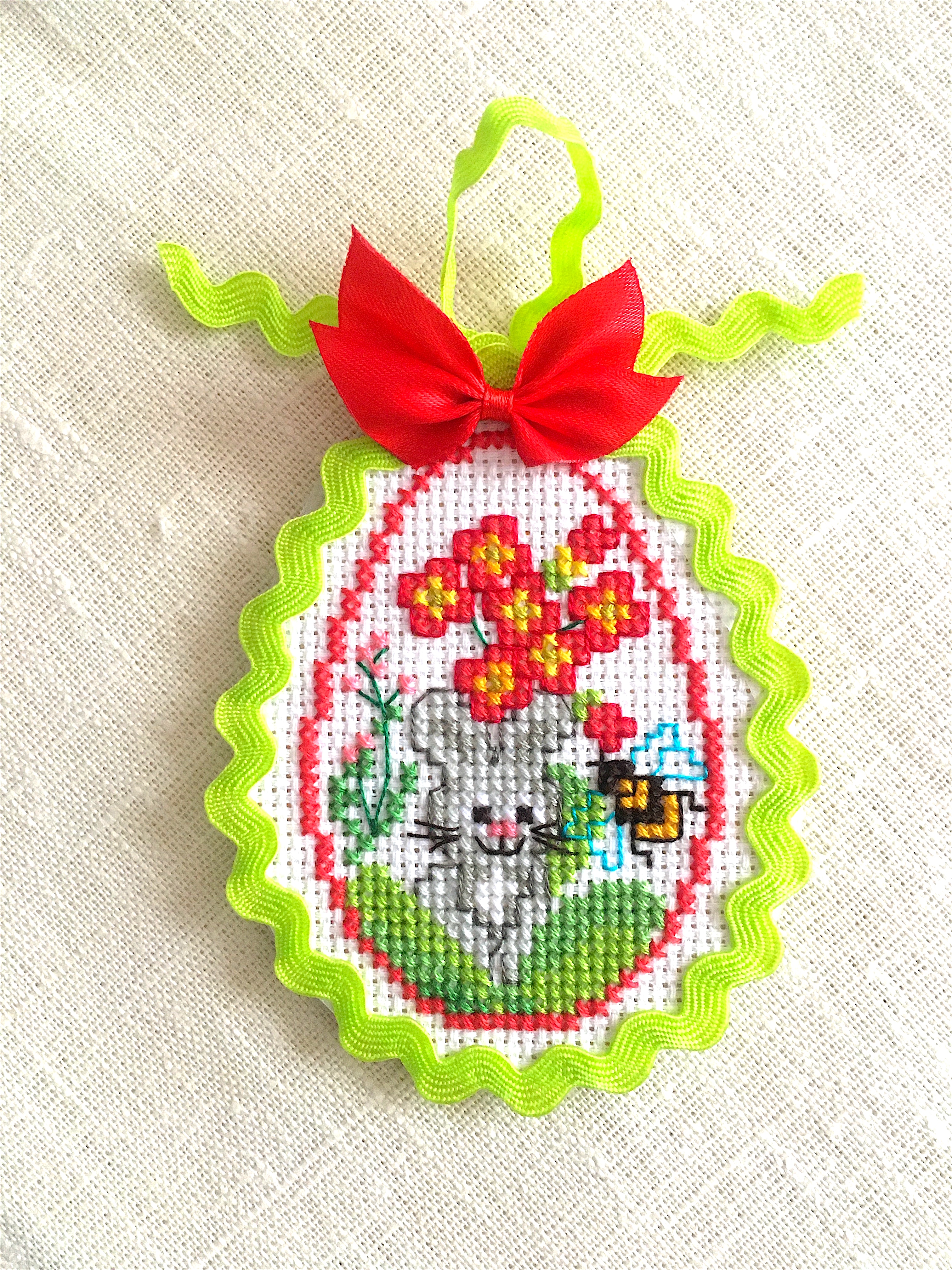 BUNNY AND FLOWERS EASTER EGG Ornament cross stitch pattern P - Inspire ...