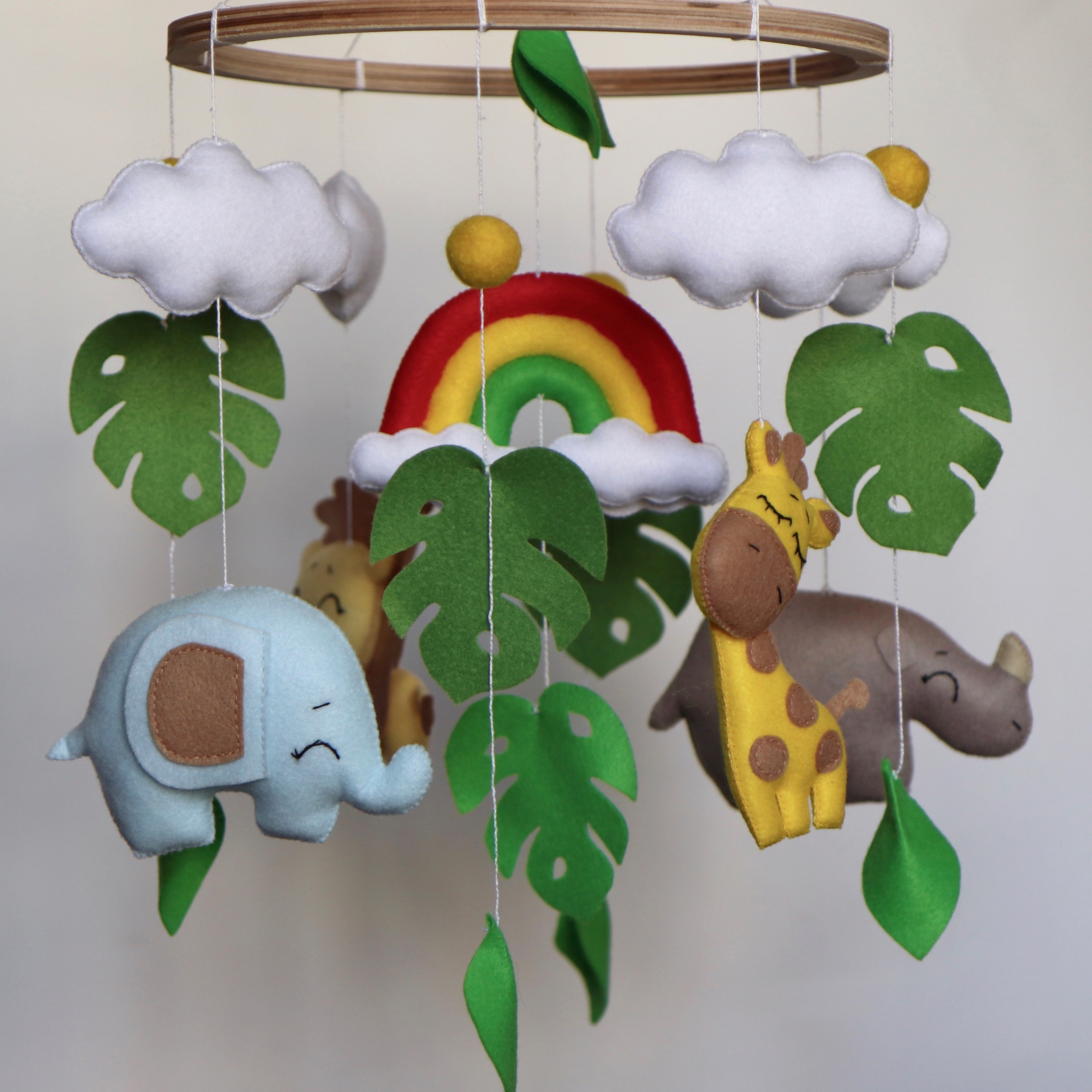 Safari baby mobile, nursery crib mobile, Jungle animals mobi Inspire