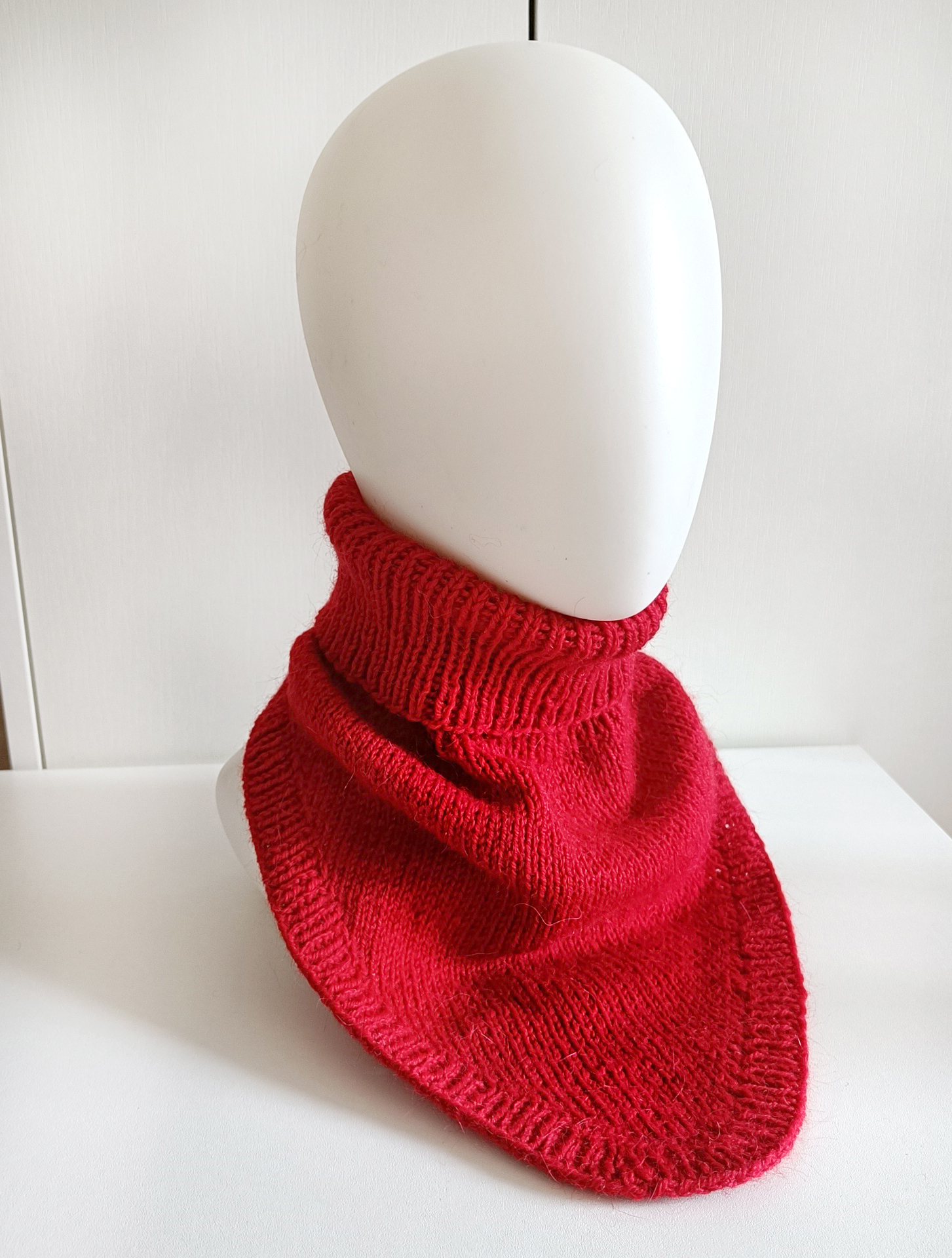 Women Neckwarmer alpaca Handknit neckwarmer warm soft snood Women snood Women Red neckwarmer Women neckwarmers