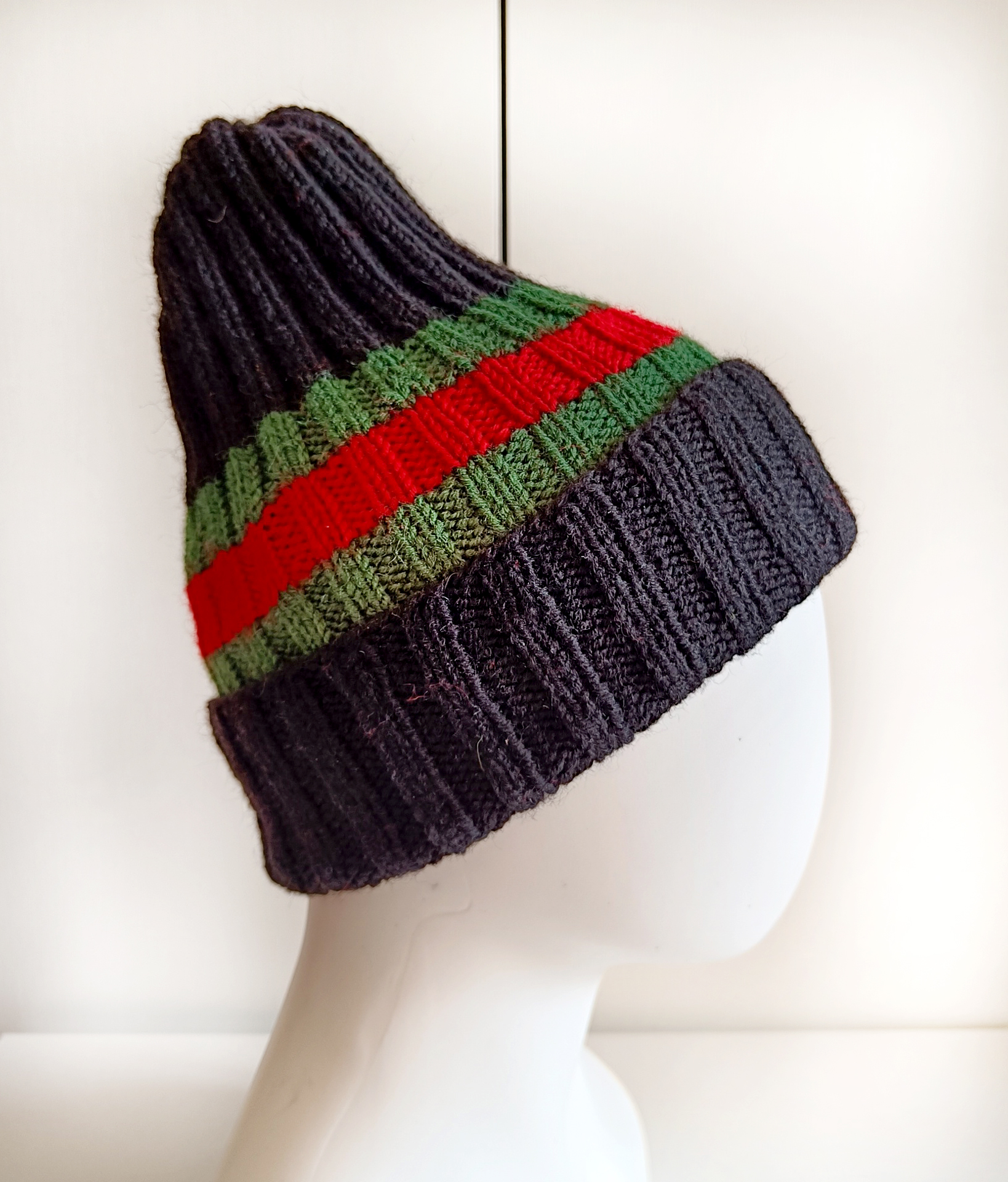 Women hats Women handknit black hat Striped hats Beanie hat Knit Beanie hat Hat for women Wool hat Soft hat