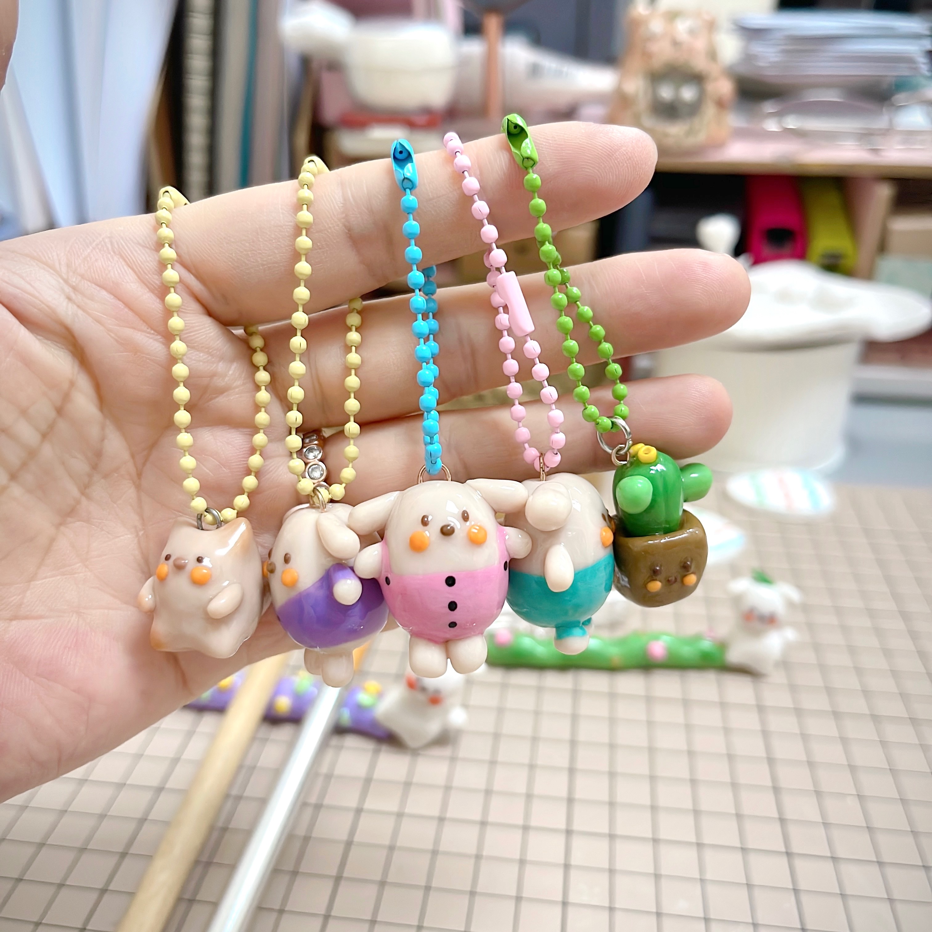 Handmade clay - Rabbit keychain - Inspire Uplift