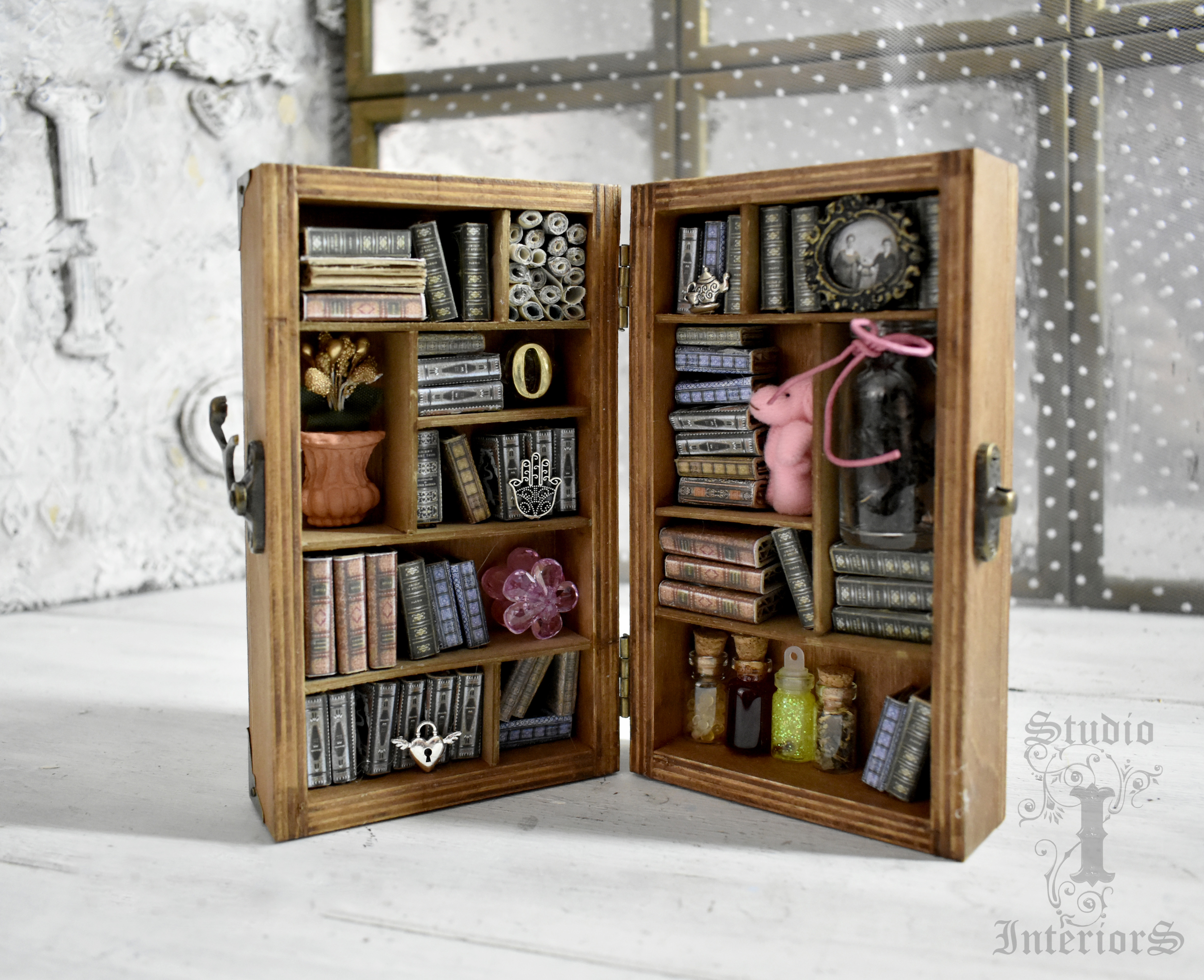 A miniature library with minibooks the bookshelves in the li - Inspire ...