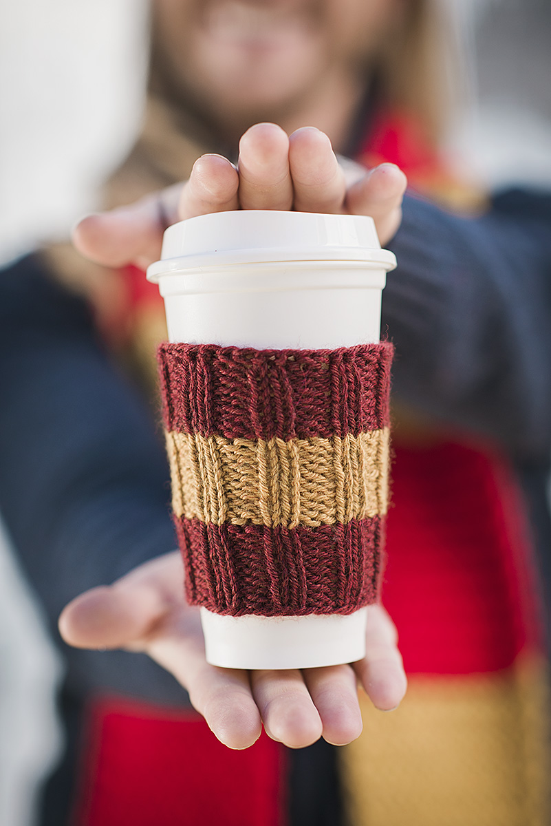Harry Potter Coffee cup holder Gryffindor Coffee cup holder Harry Potter gifts Hand knit Coffee cup holder