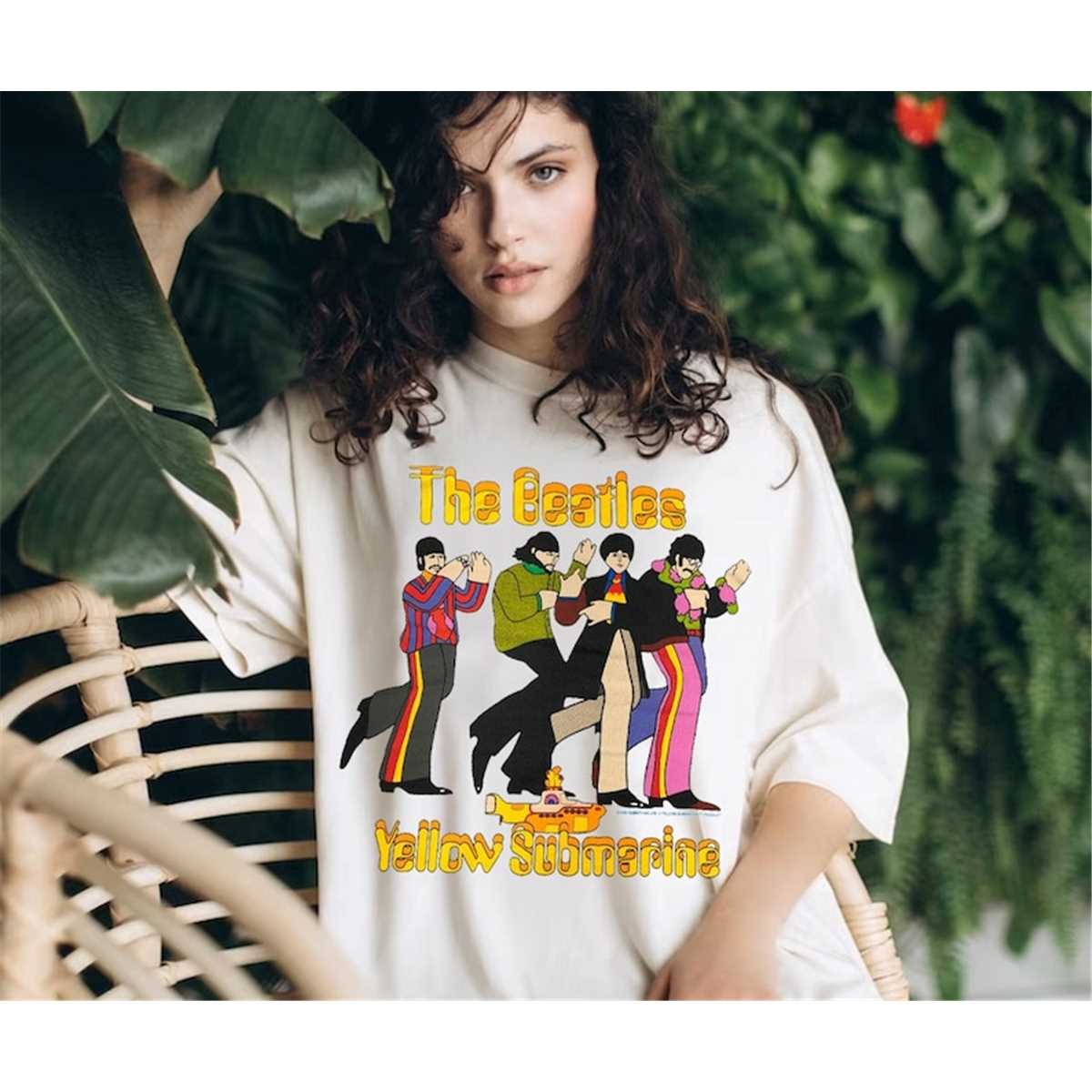 90s The Beatles Yellow Submarine Tシャツ Vintage 1990s Beatles Yellow Submarine Blue Meanie T-Shirt