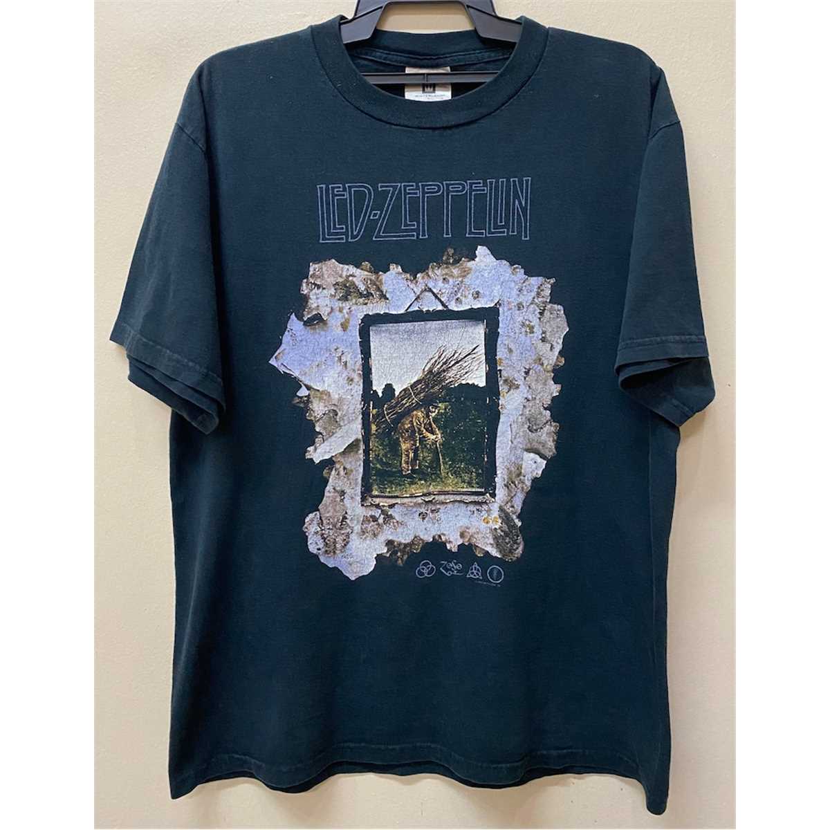 Vintage 90s Led Zeppelin Houses Of The Holy AOP Tshirt