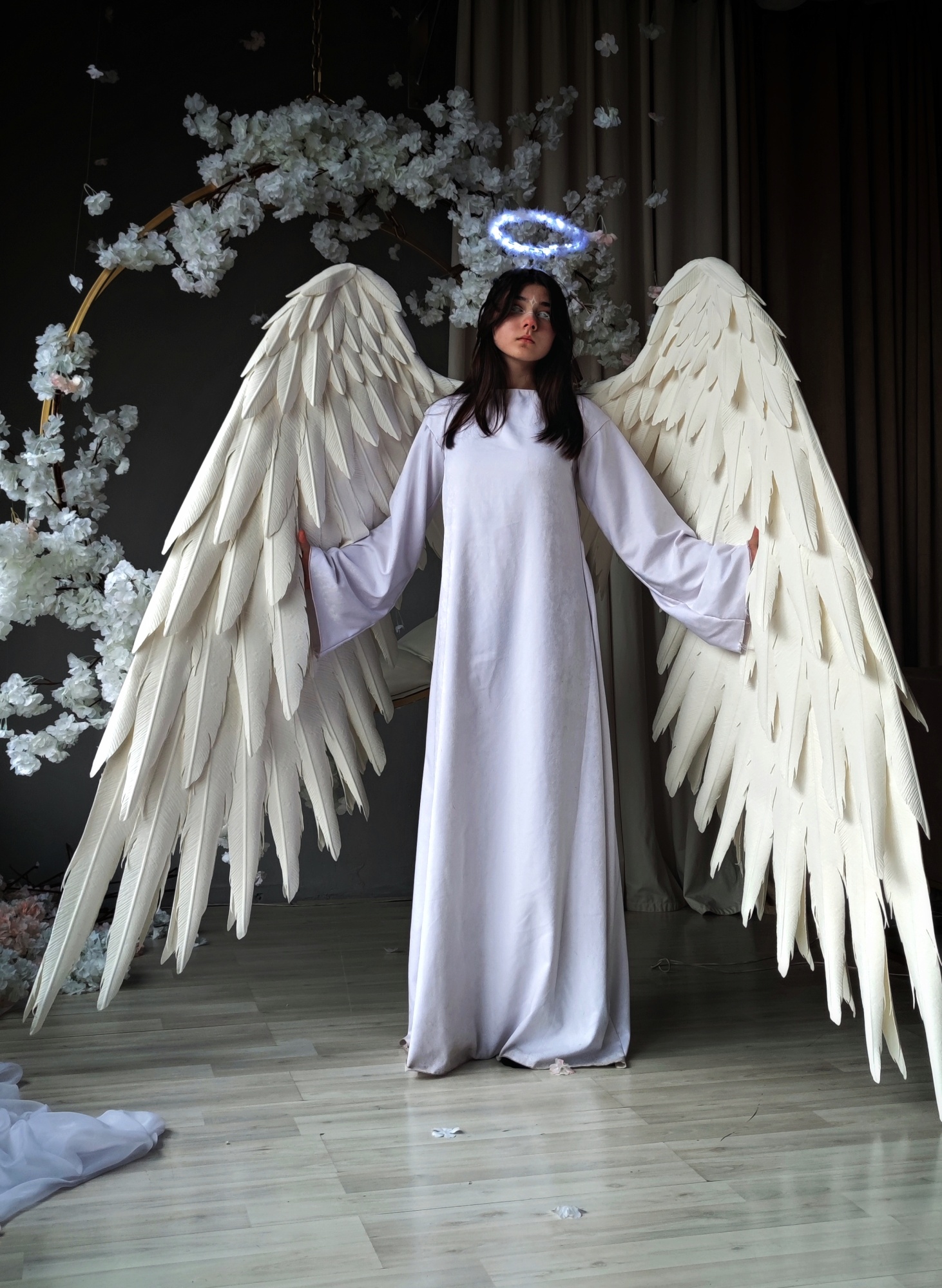 thumbnail image 2 of Large Angel Wings Costume – Adult Cosplay Fairy Dress For Halloween / Christmas (White, Unisex) 2 of 3