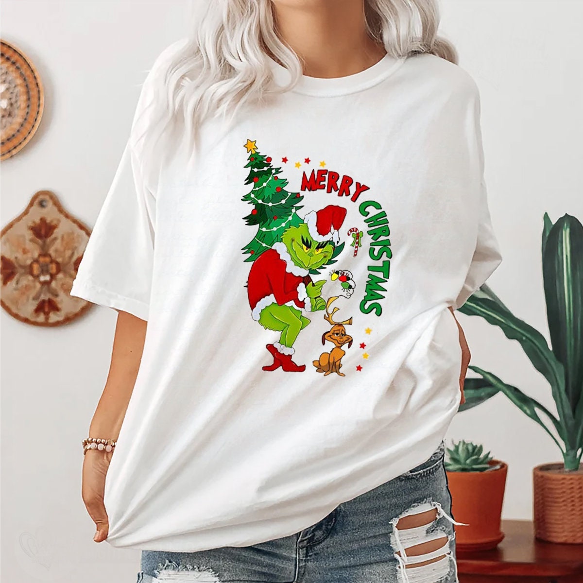 Grinch shirt near me