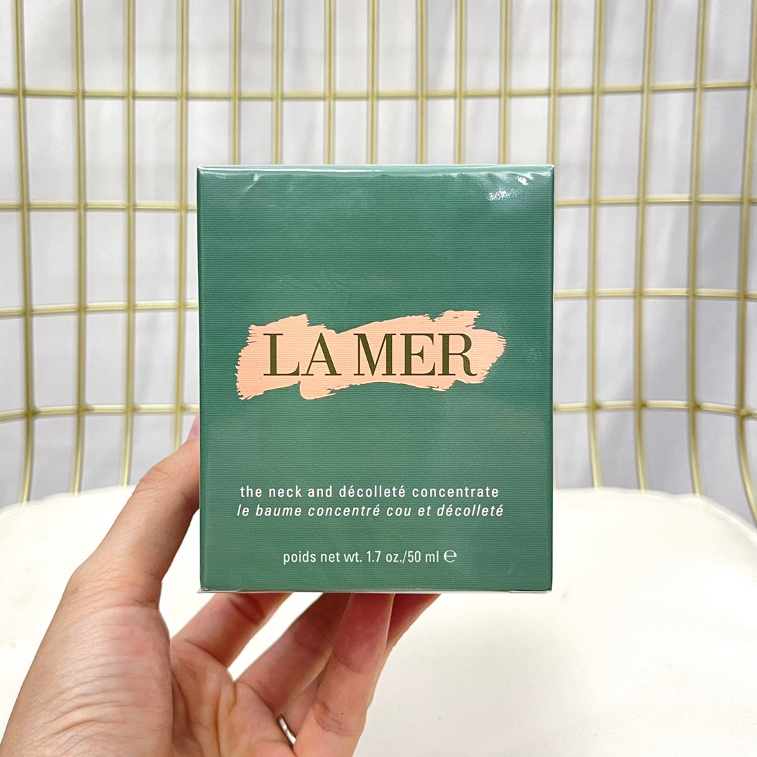 LA MER neck and decollete concentrate Inspire Uplift